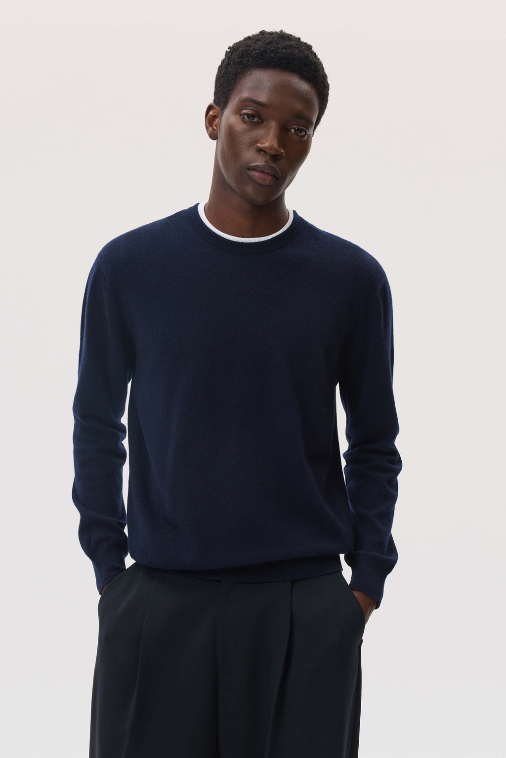 Classic Navy Cashmere Round Neck Jumper