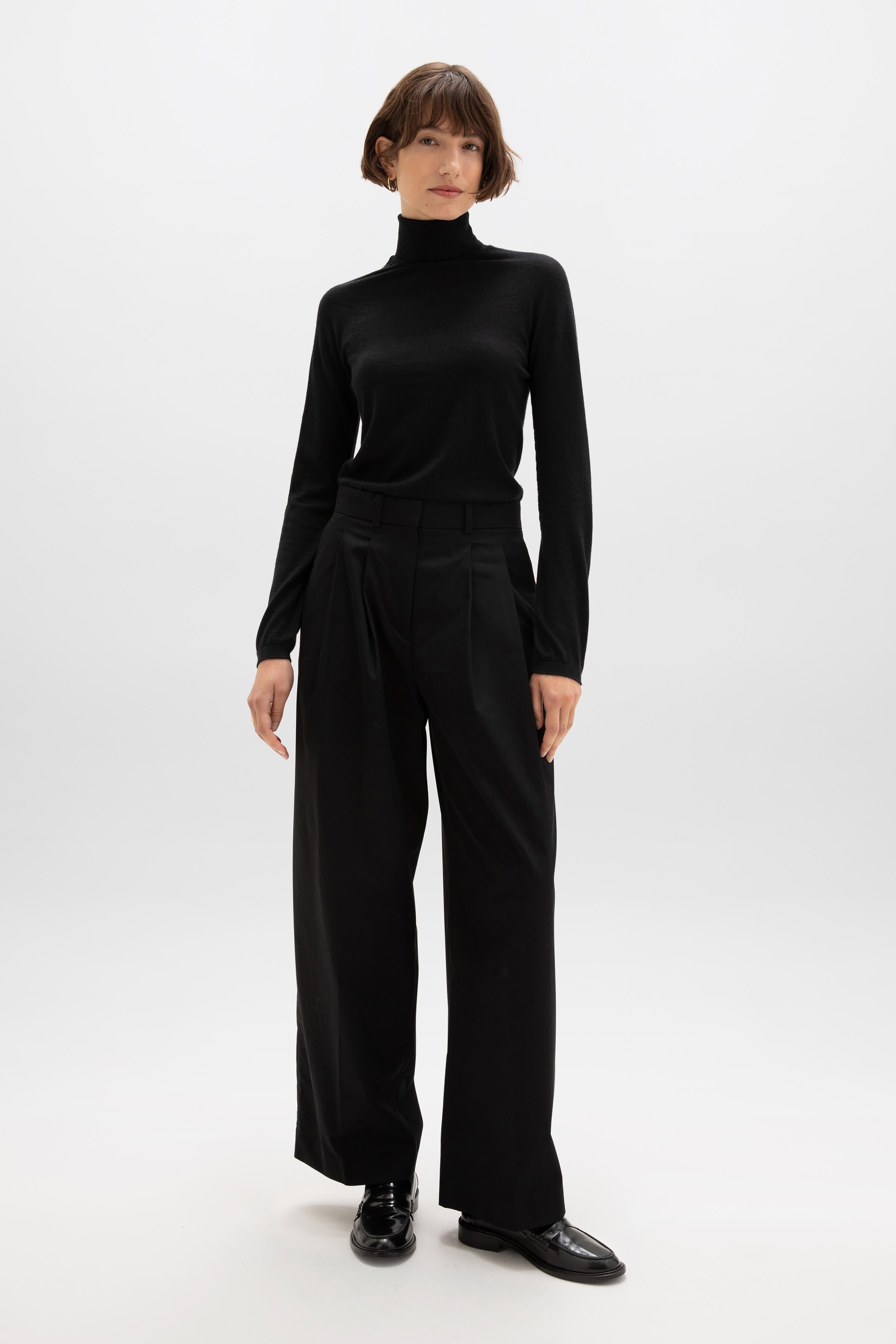Superfine Cashmere Black Roll Neck