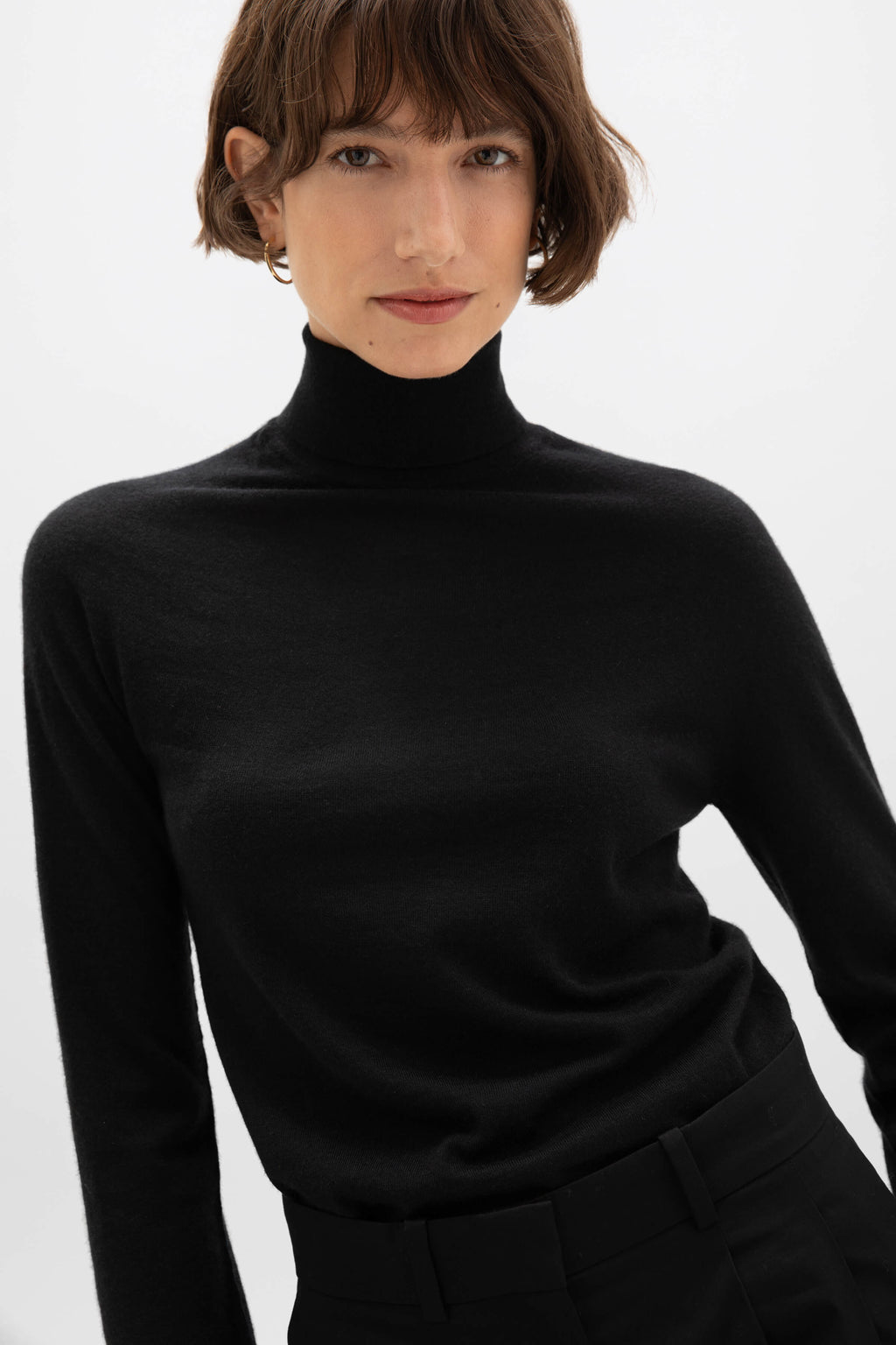 Superfine Cashmere Black Roll Neck
