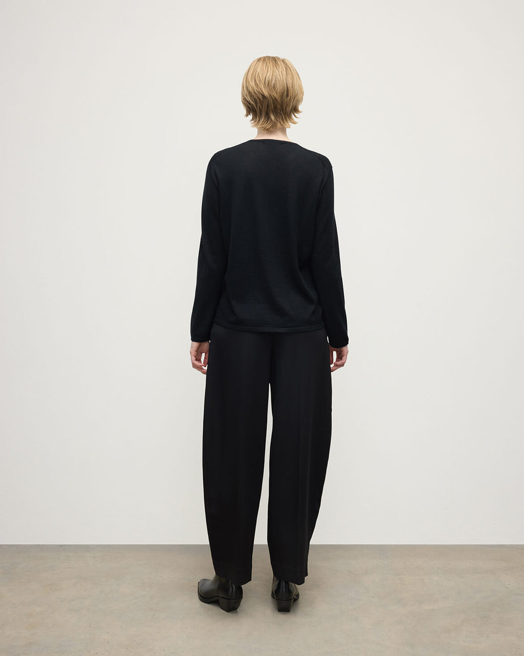 Superfine Cashmere Black Jumper