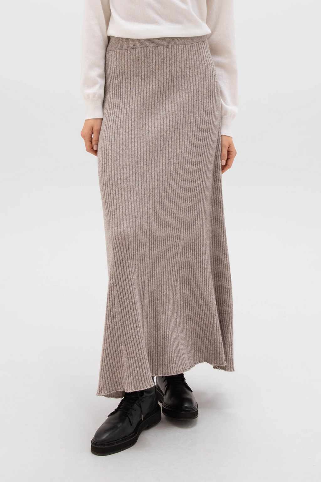 Ribbed Light Brown Cashmere Skirt