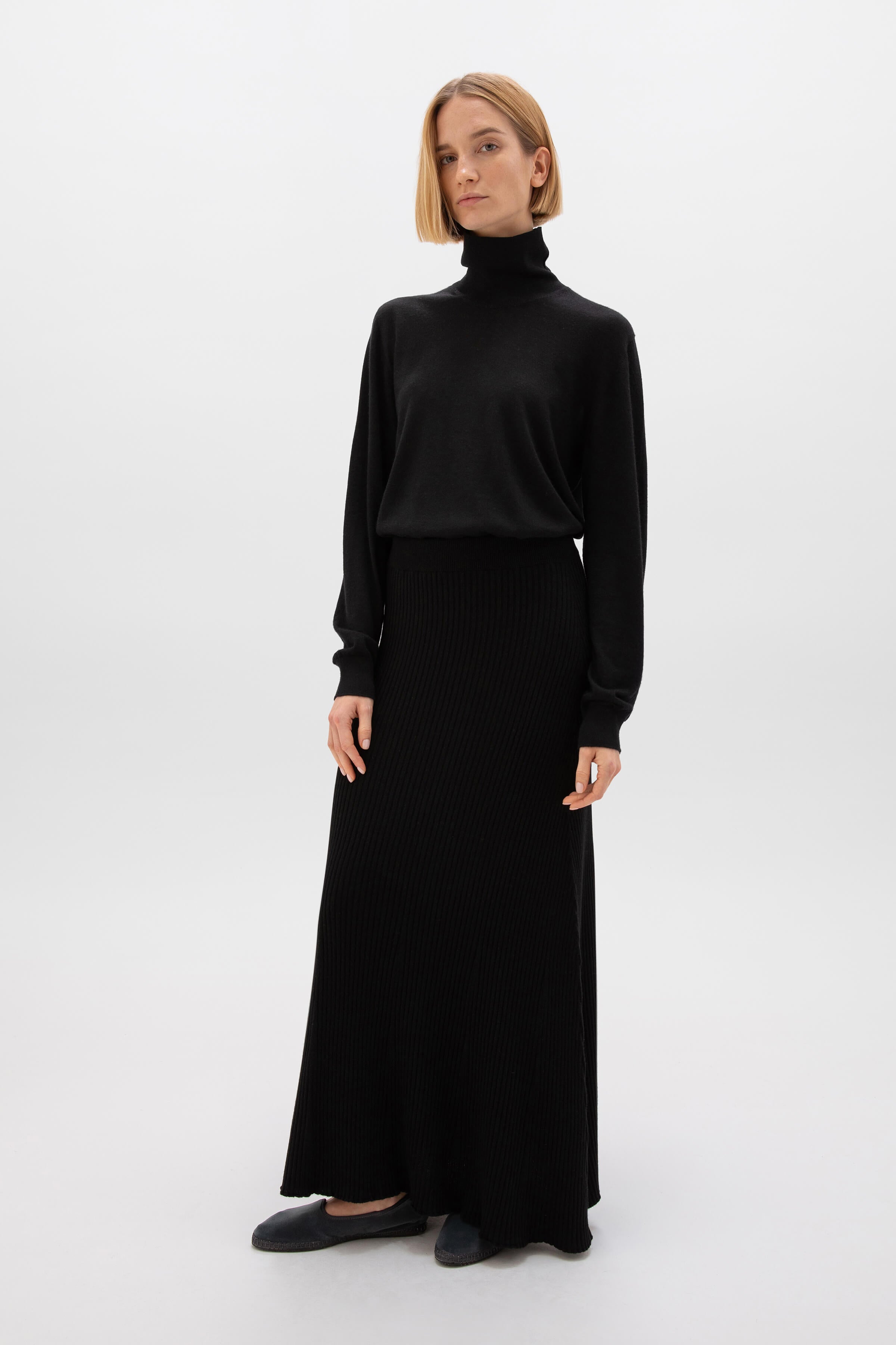 Ribbed Black Cashmere Skirt