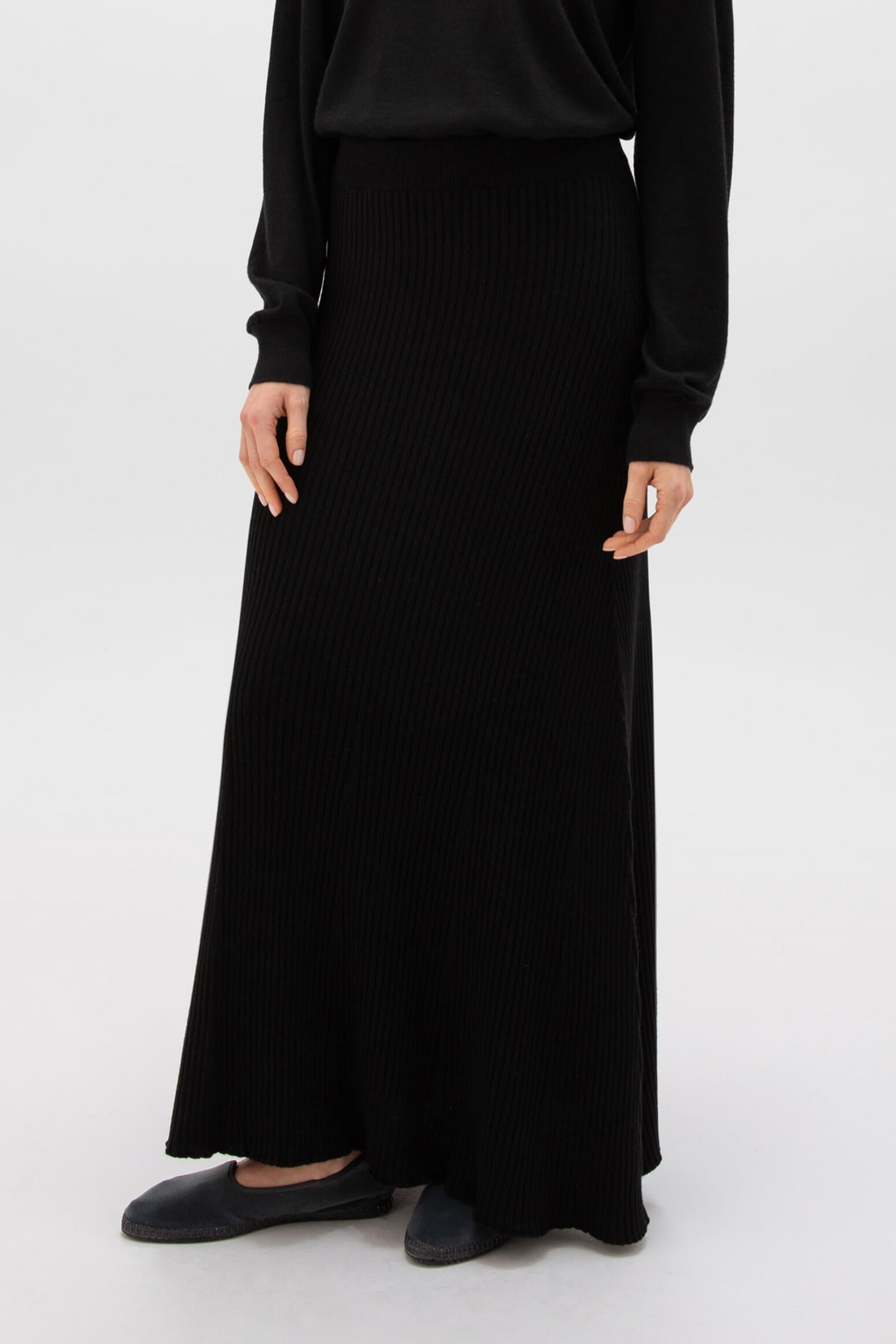Ribbed Black Cashmere Skirt