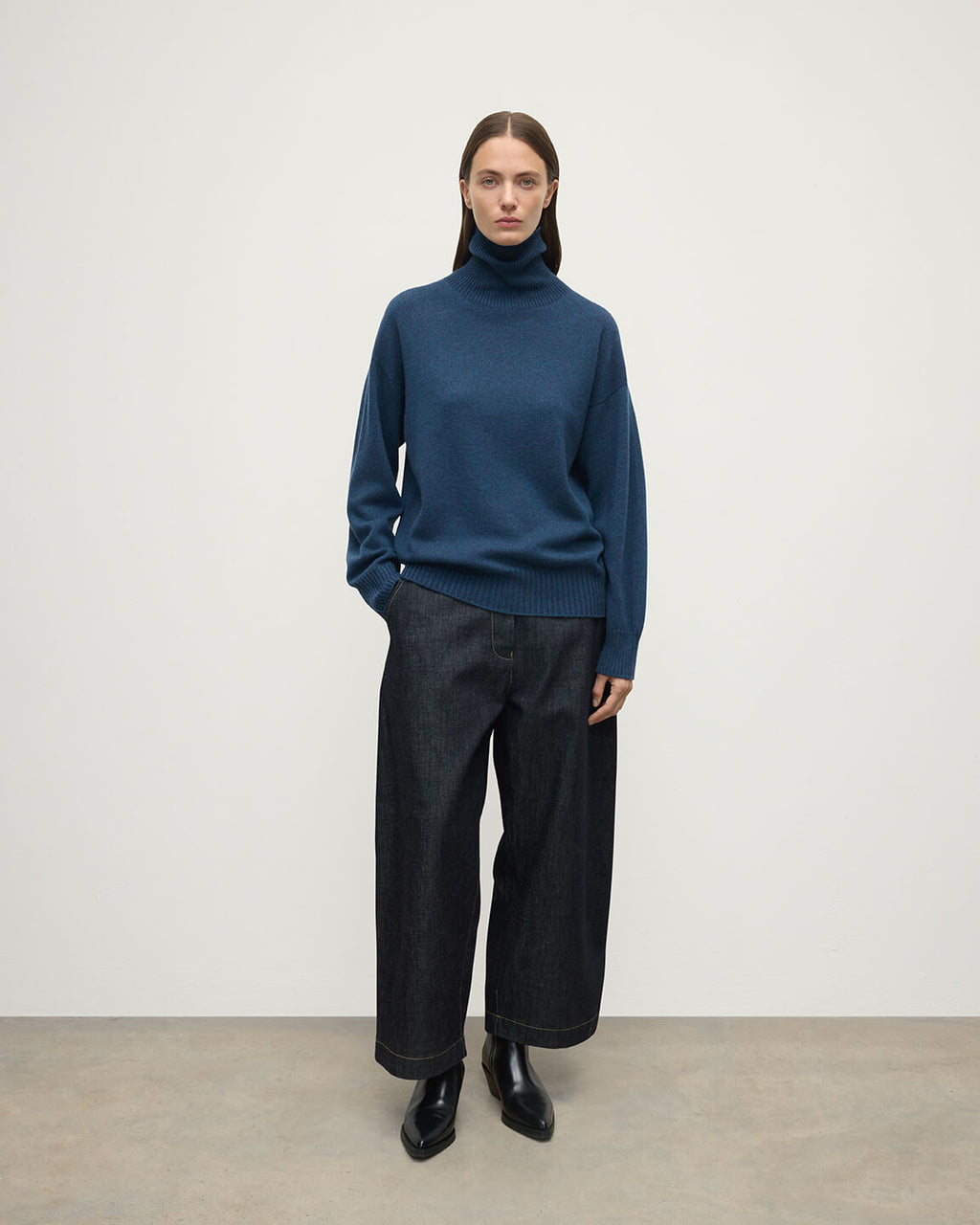 Gauzy Cashmere Navy Roll Neck Jumper