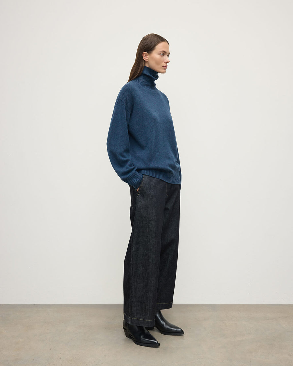 Gauzy Cashmere Navy Roll Neck Jumper