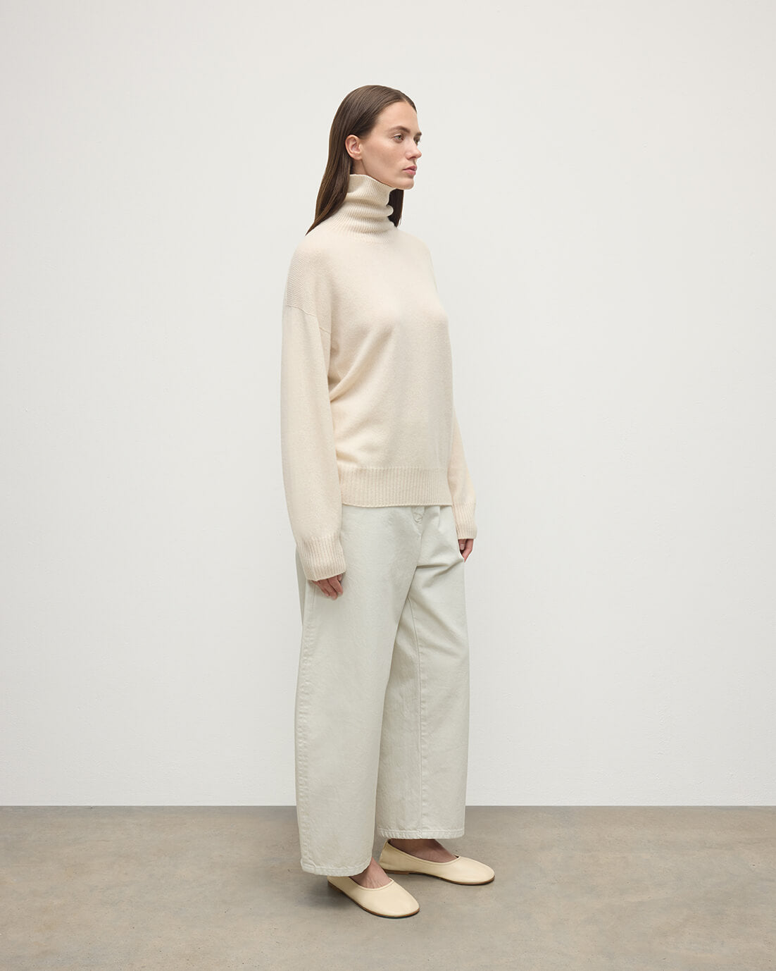 Gauzy Cashmere Cream Roll Neck Jumper