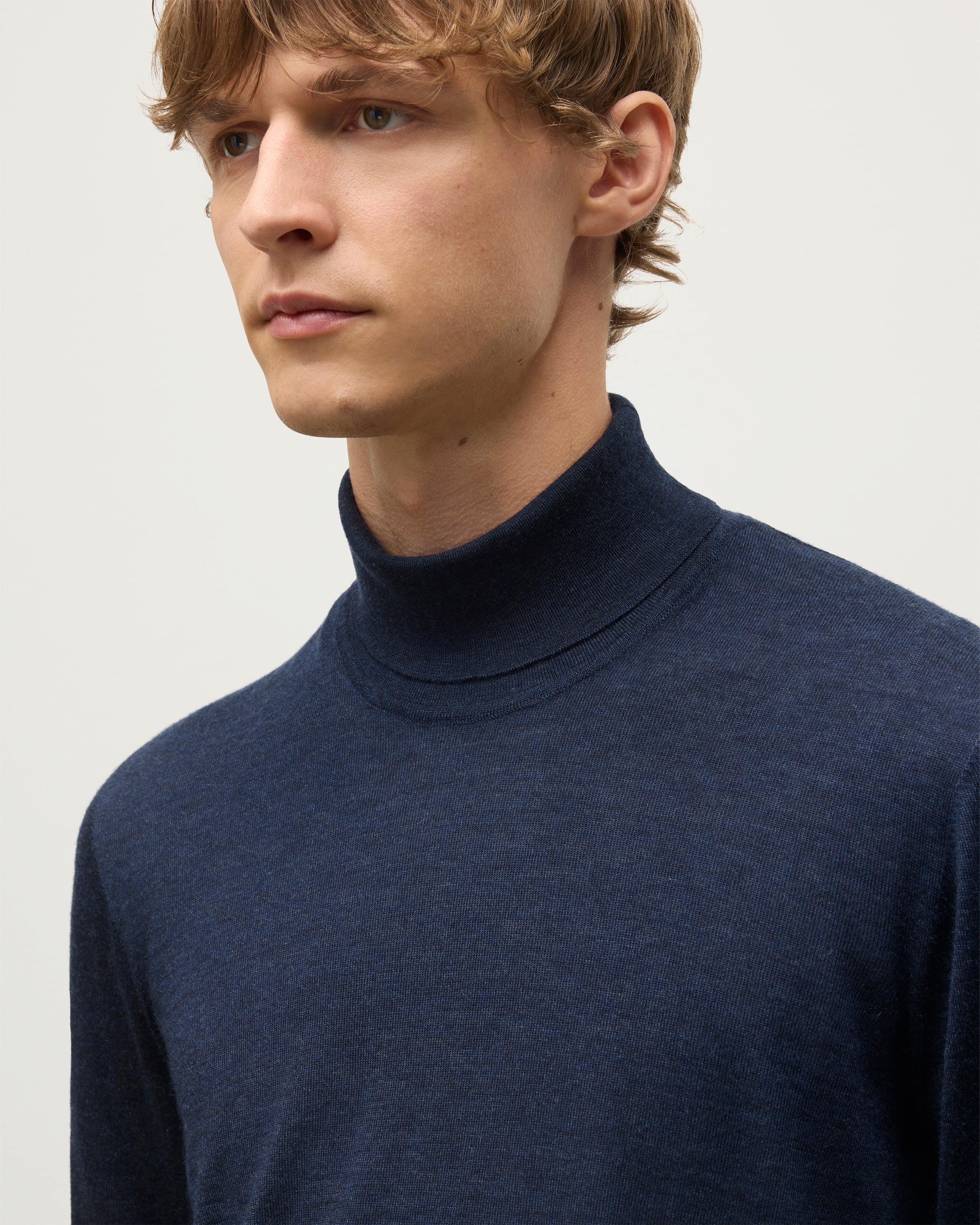 Fin Navy Cashmere Roll Neck Jumper
