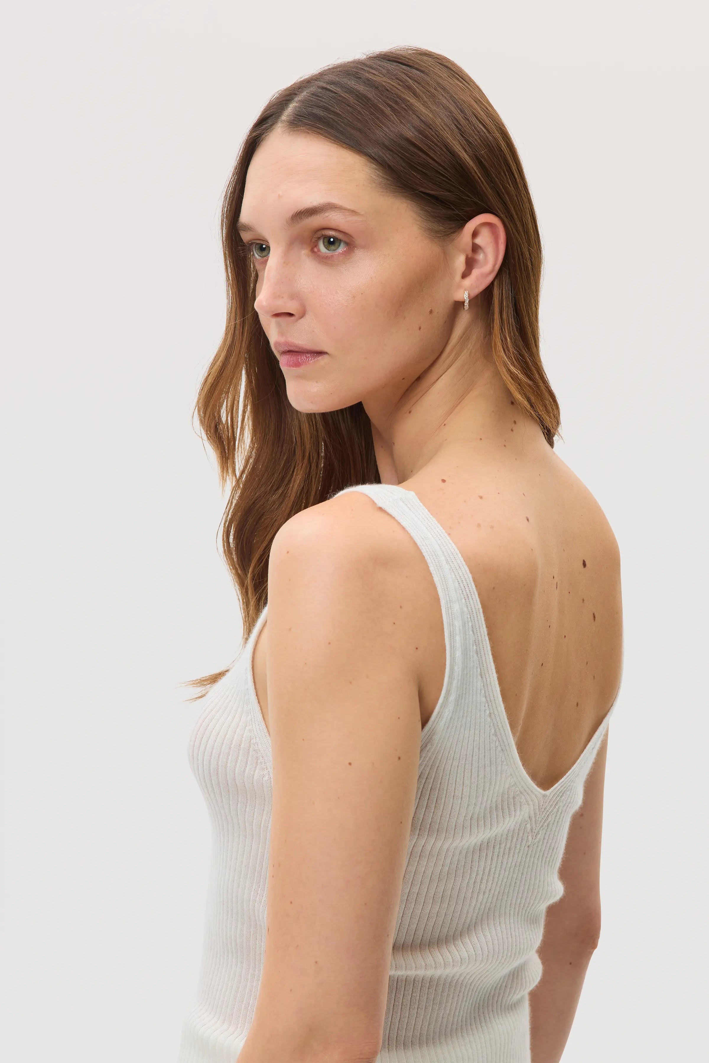 Ribbed Superfine White Cashmere Vest