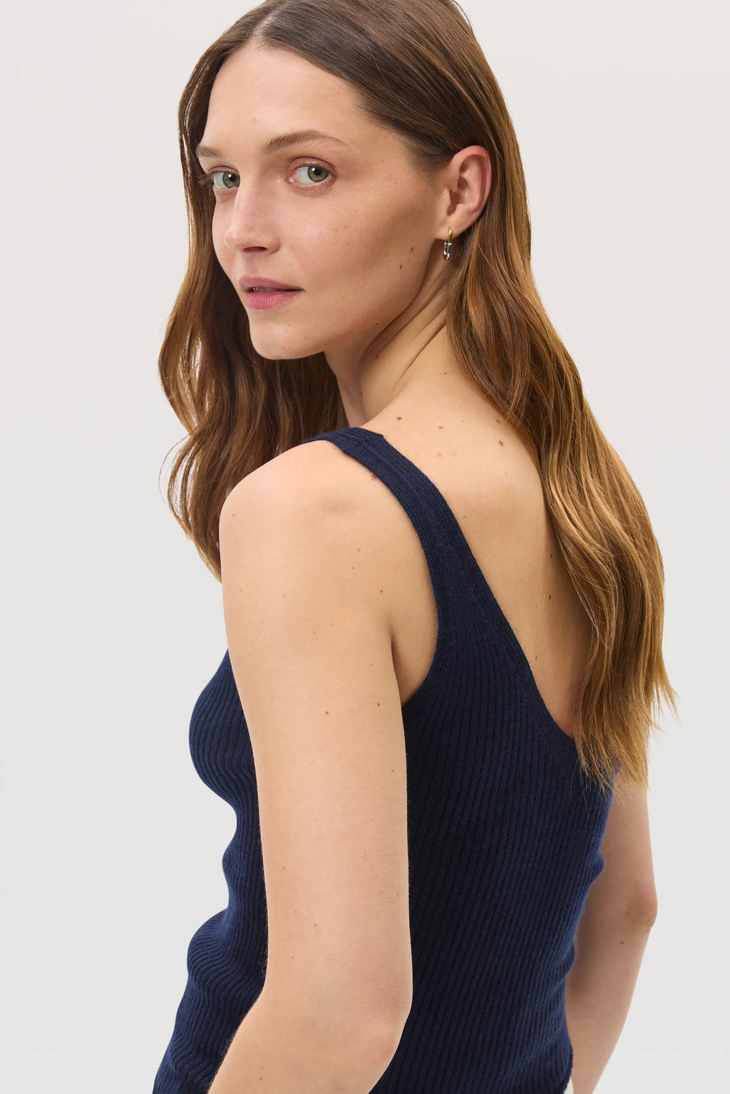 Ribbed Dark Navy Superfine Cashmere Vest