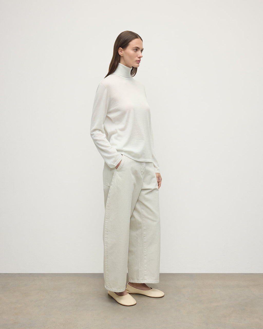 Superfine Cashmere White Roll Neck Jumper