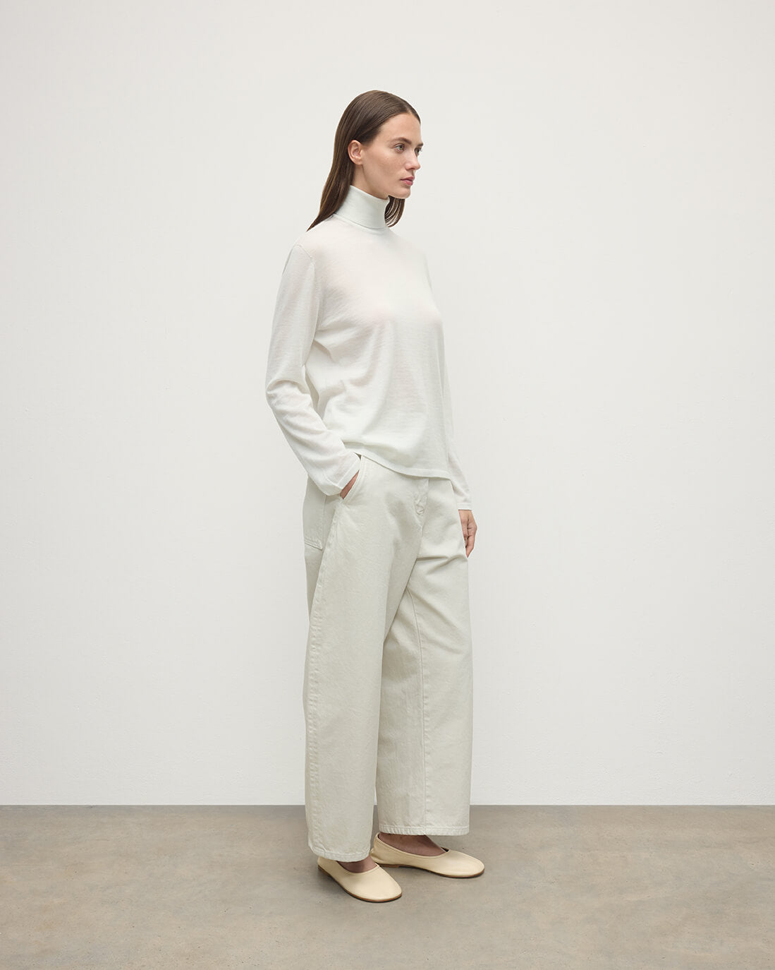 Superfine Cashmere White Roll Neck Jumper