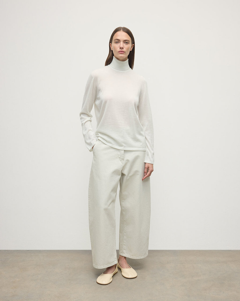 Superfine Cashmere White Roll Neck Jumper