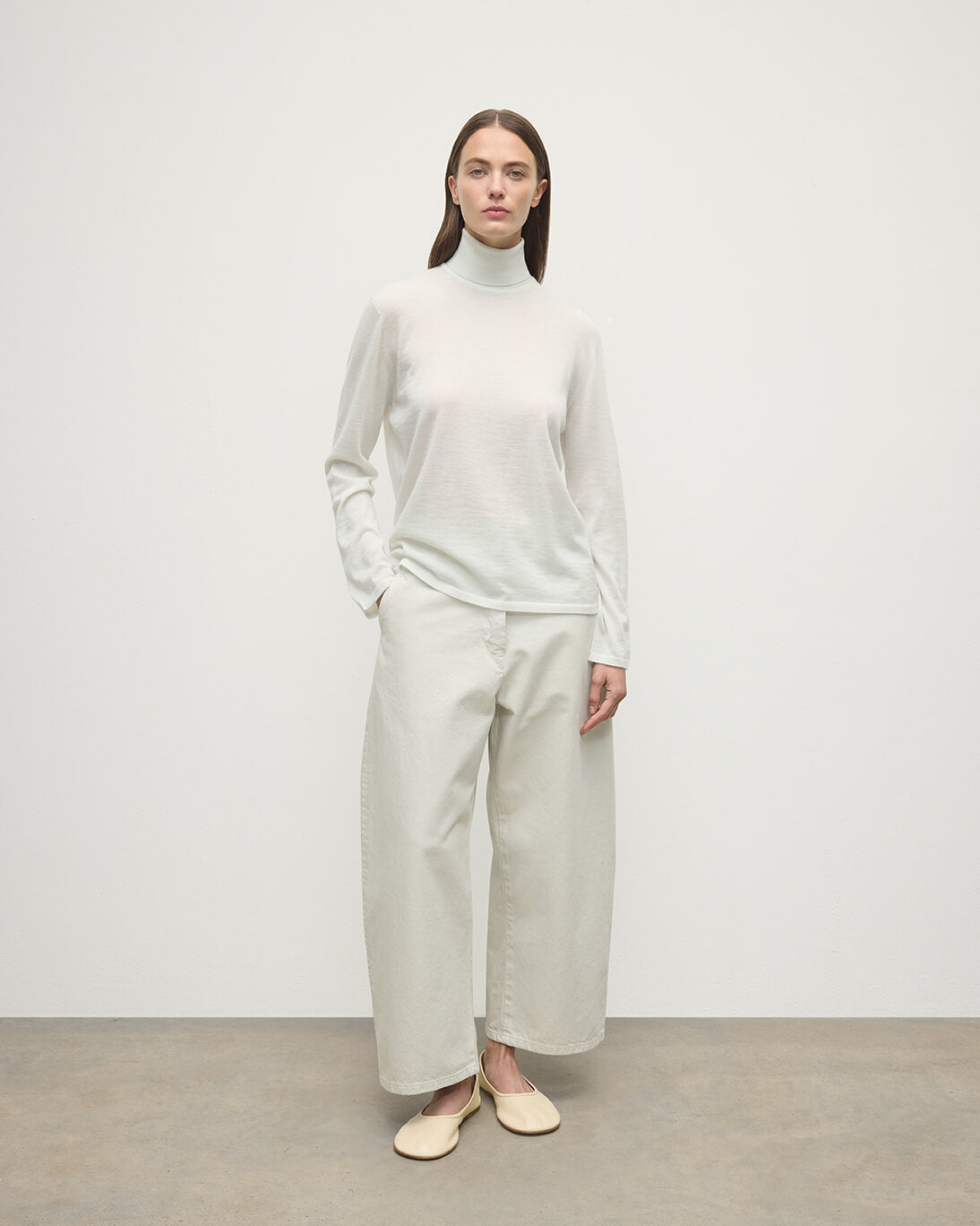 Superfine Cashmere White Roll Neck Jumper
