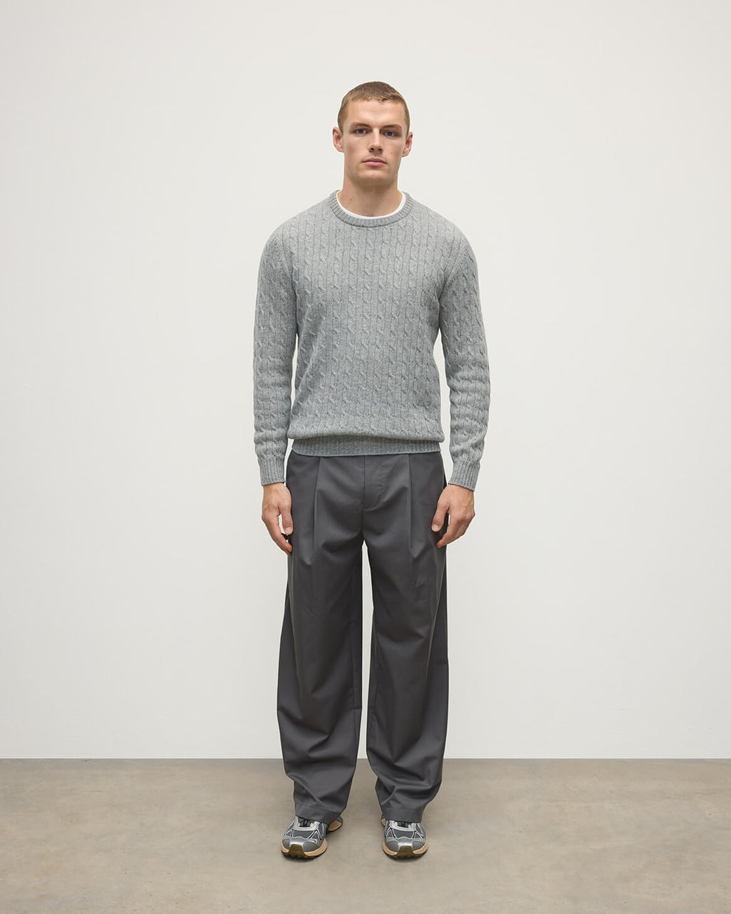 Cable Knit Light Grey Cashmere Jumper