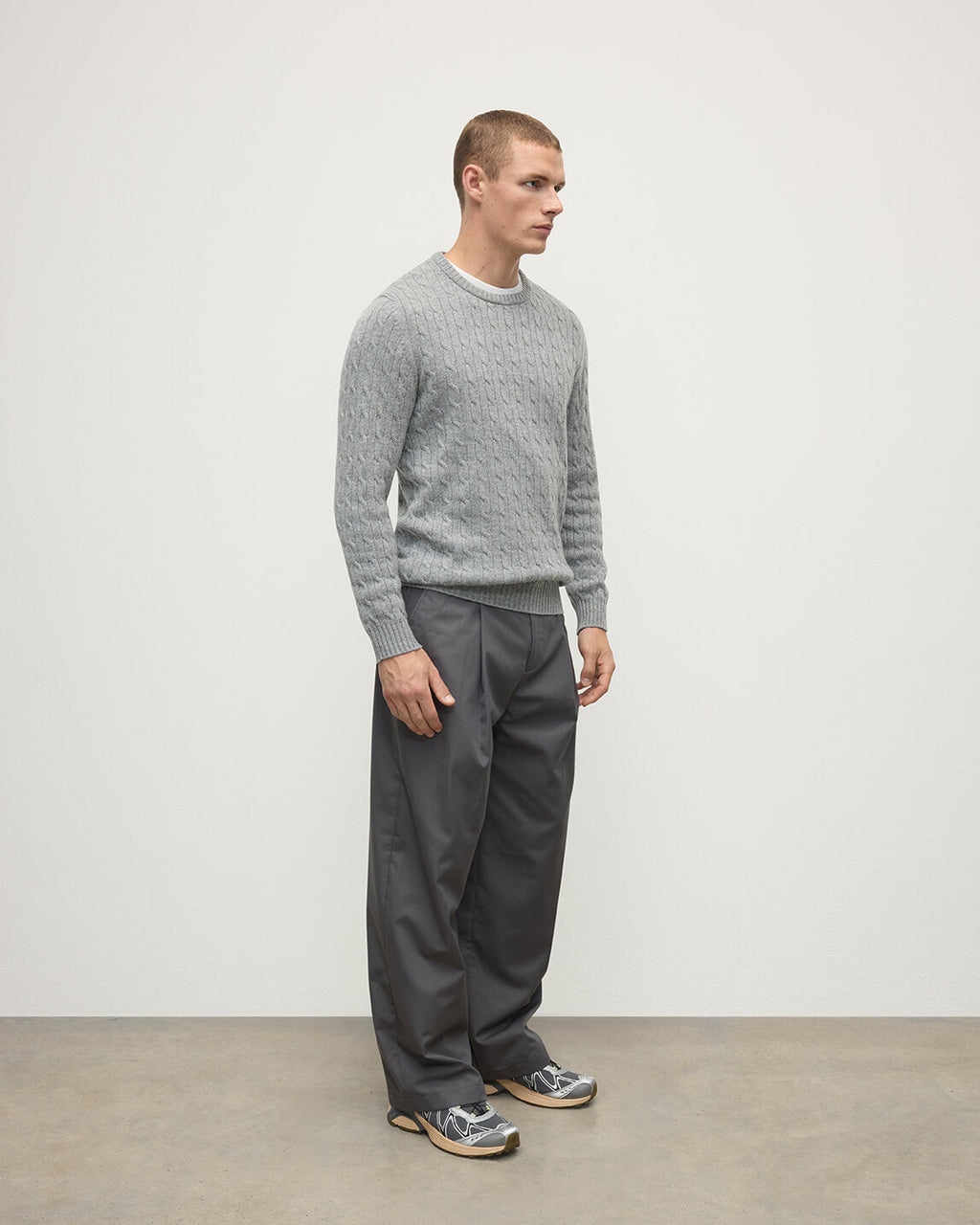 Cable Knit Light Grey Cashmere Jumper