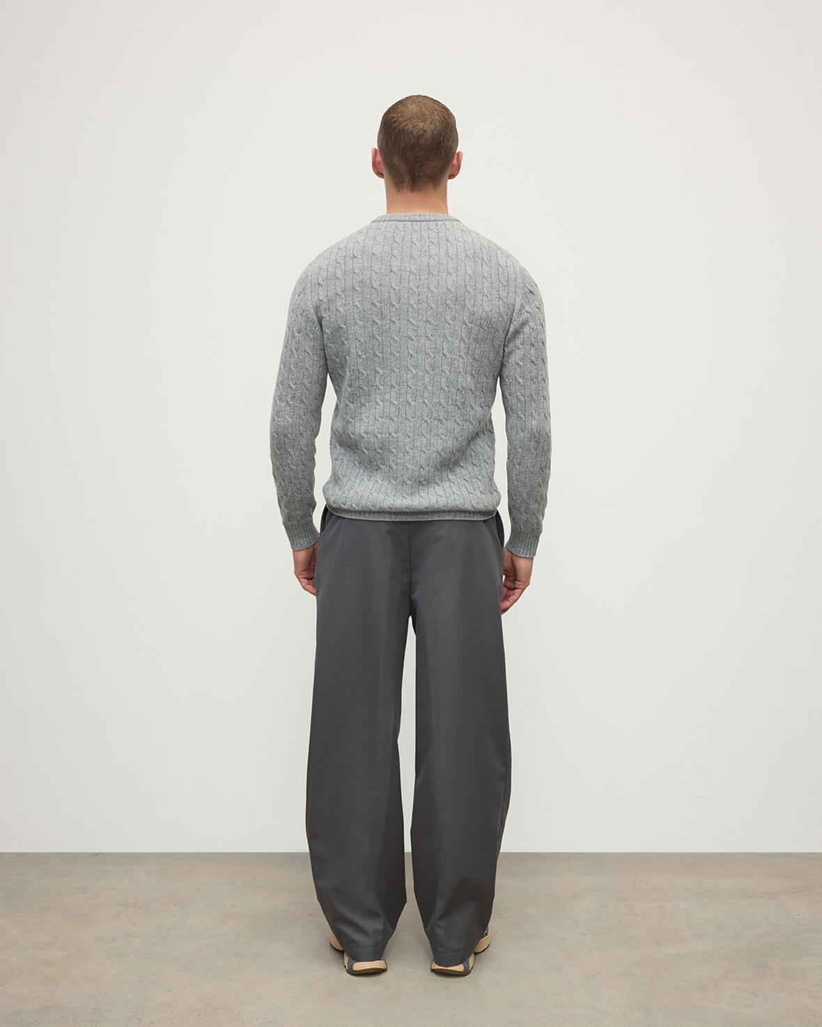 Cable Knit Light Grey Cashmere Jumper