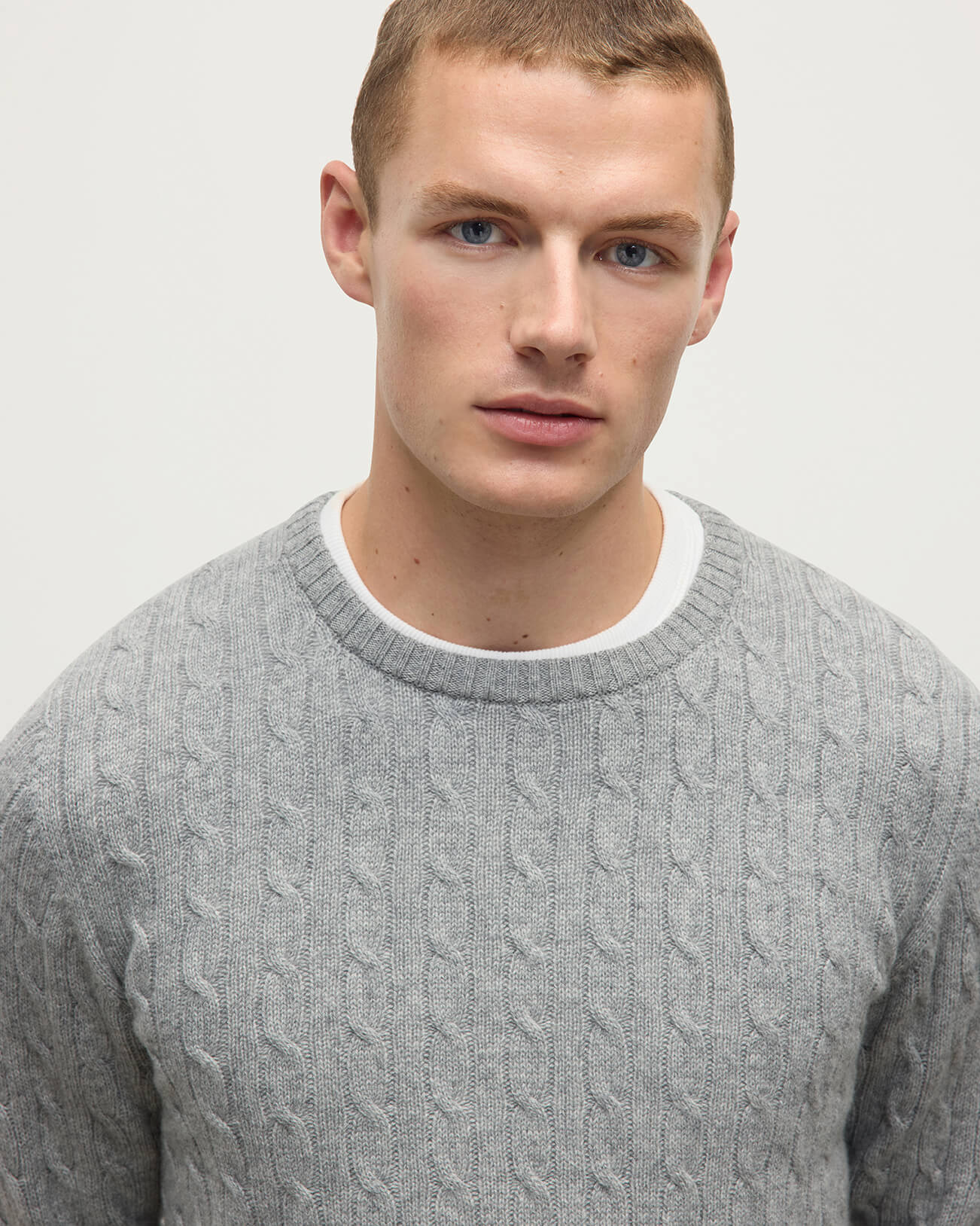 Cable Knit Light Grey Cashmere Jumper