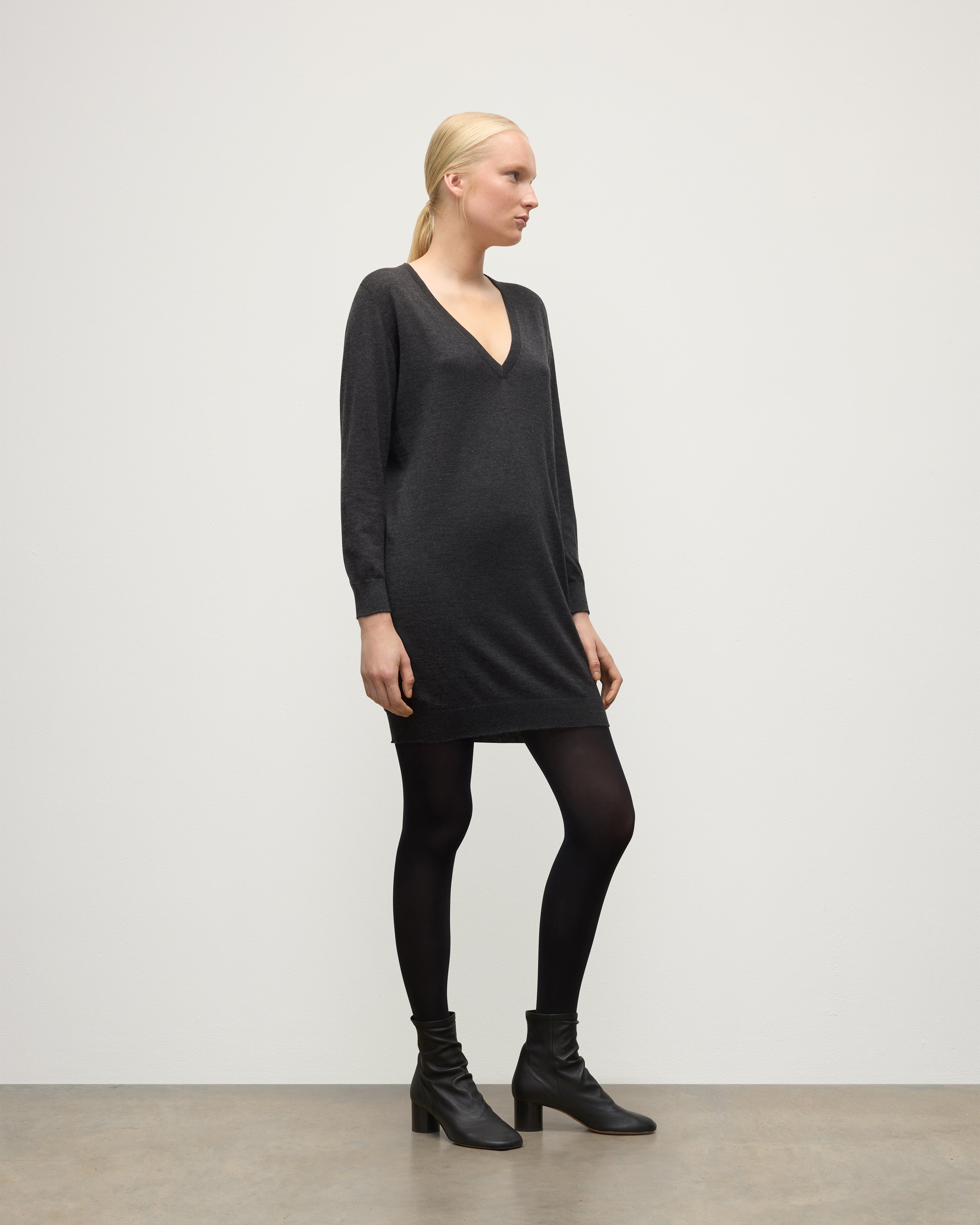 Elise Dark Grey Long Superfine Cashmere Jumper