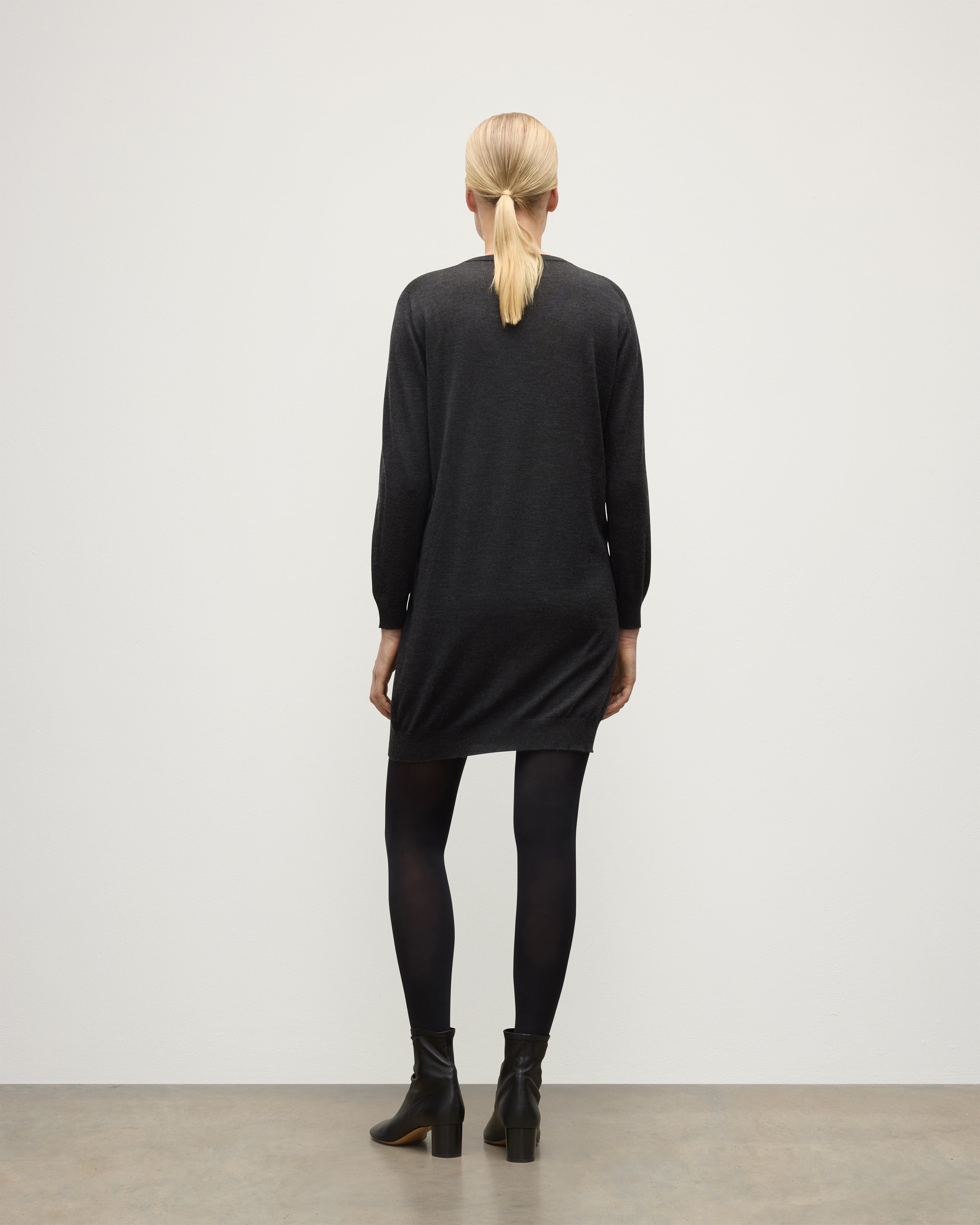 Elise Dark Grey Long Superfine Cashmere Jumper