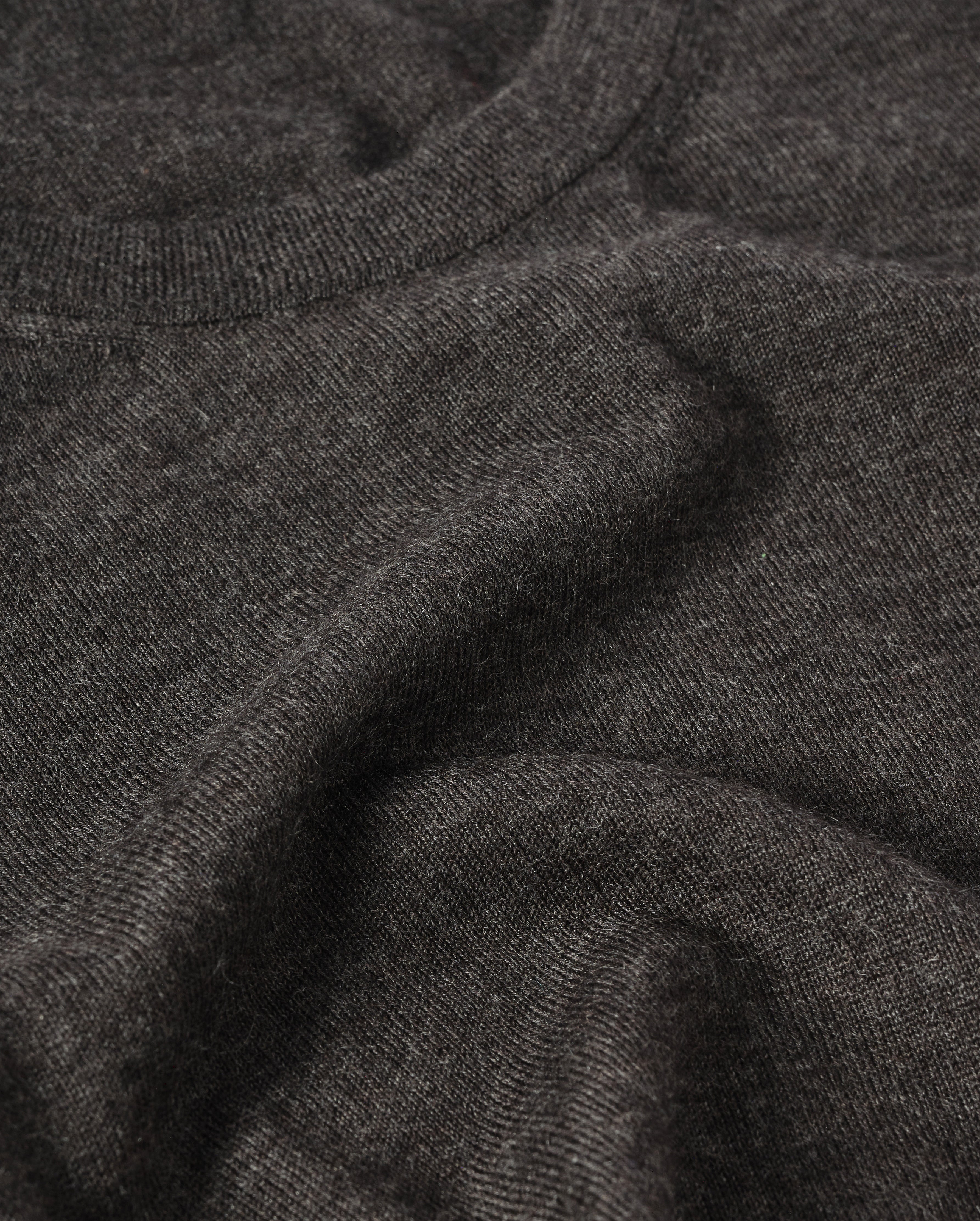 Fin Dark Grey Superfine Cashmere Jumper