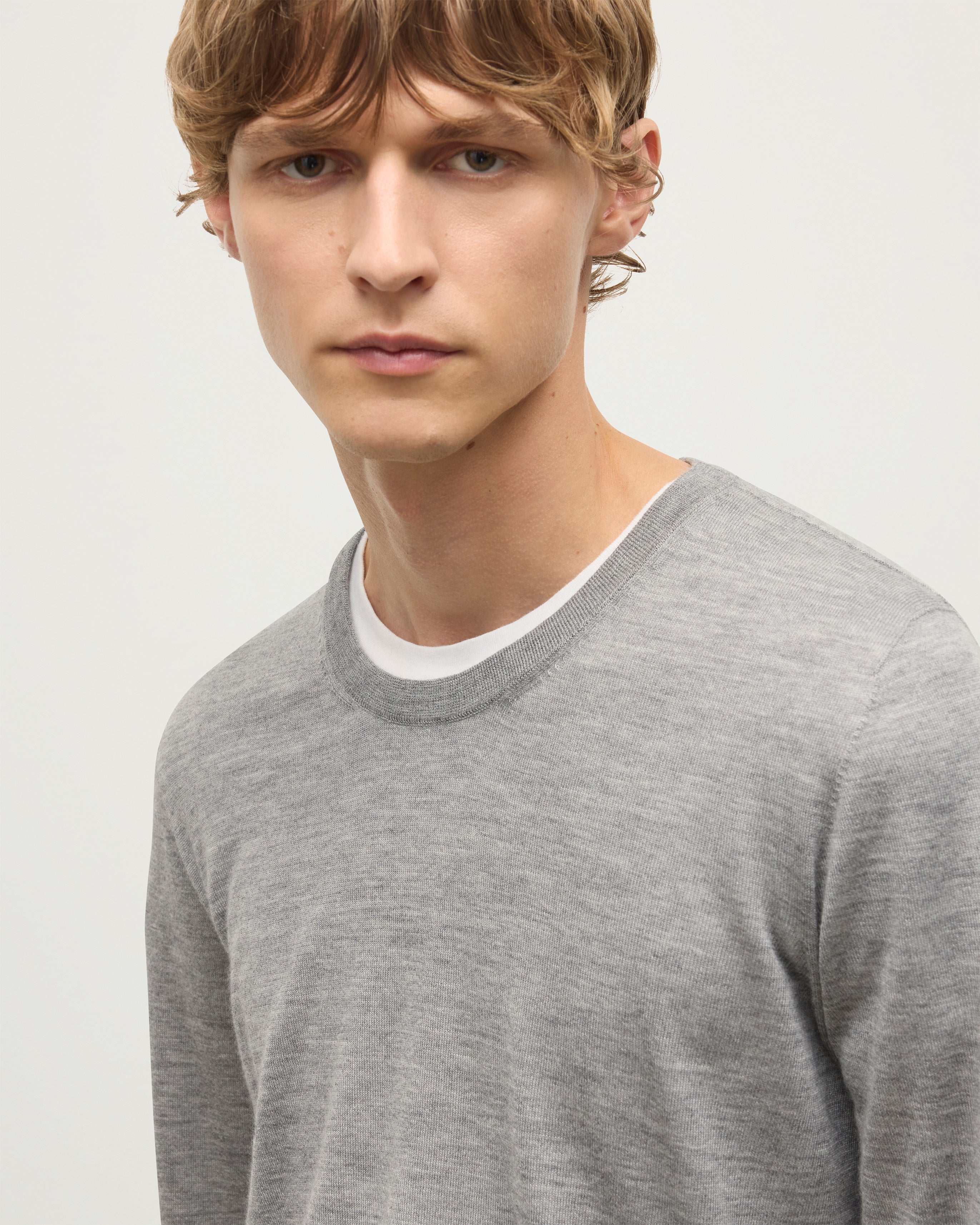 Fin Grey Superfine Cashmere Jumper