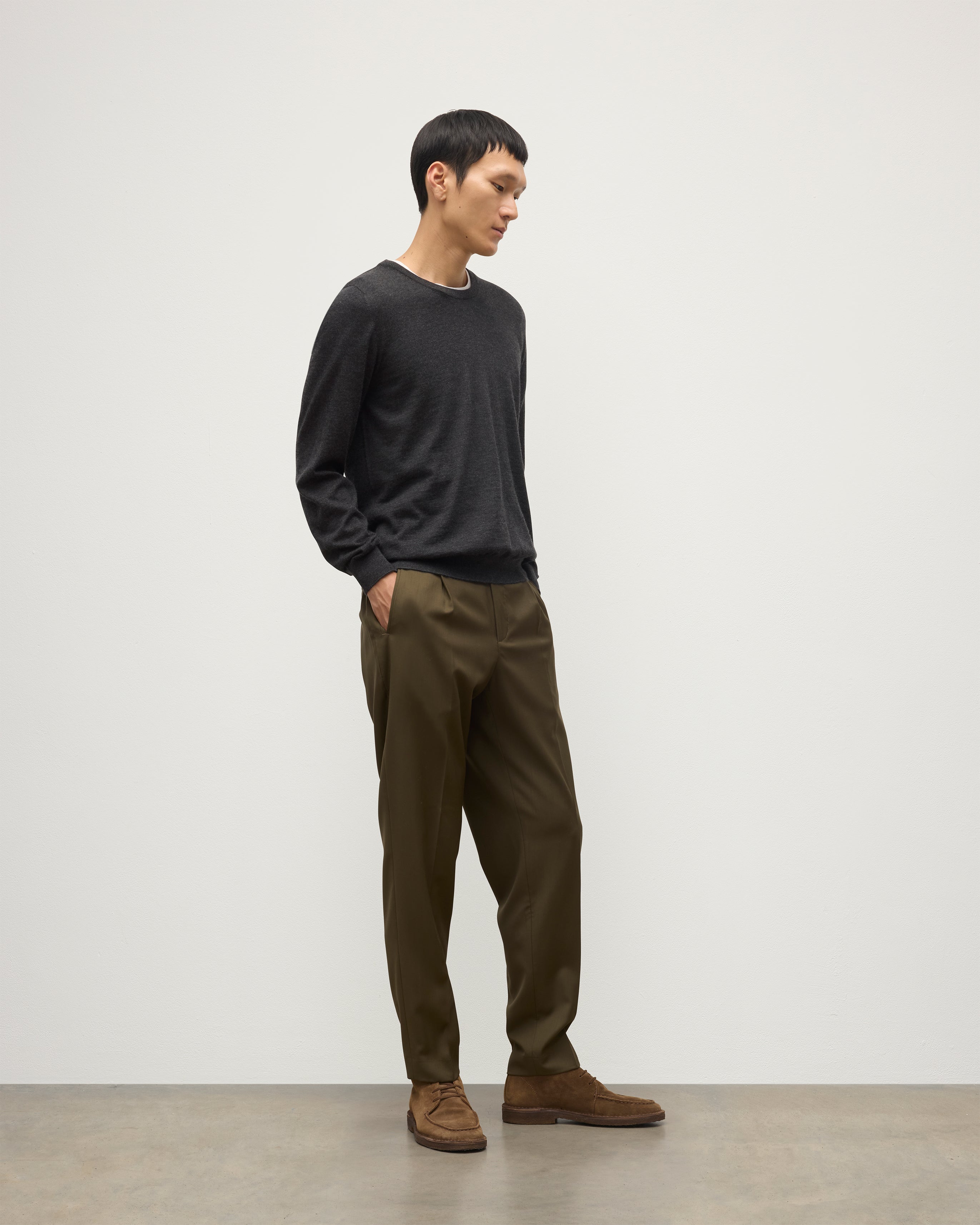 Fin Dark Grey Superfine Cashmere Jumper