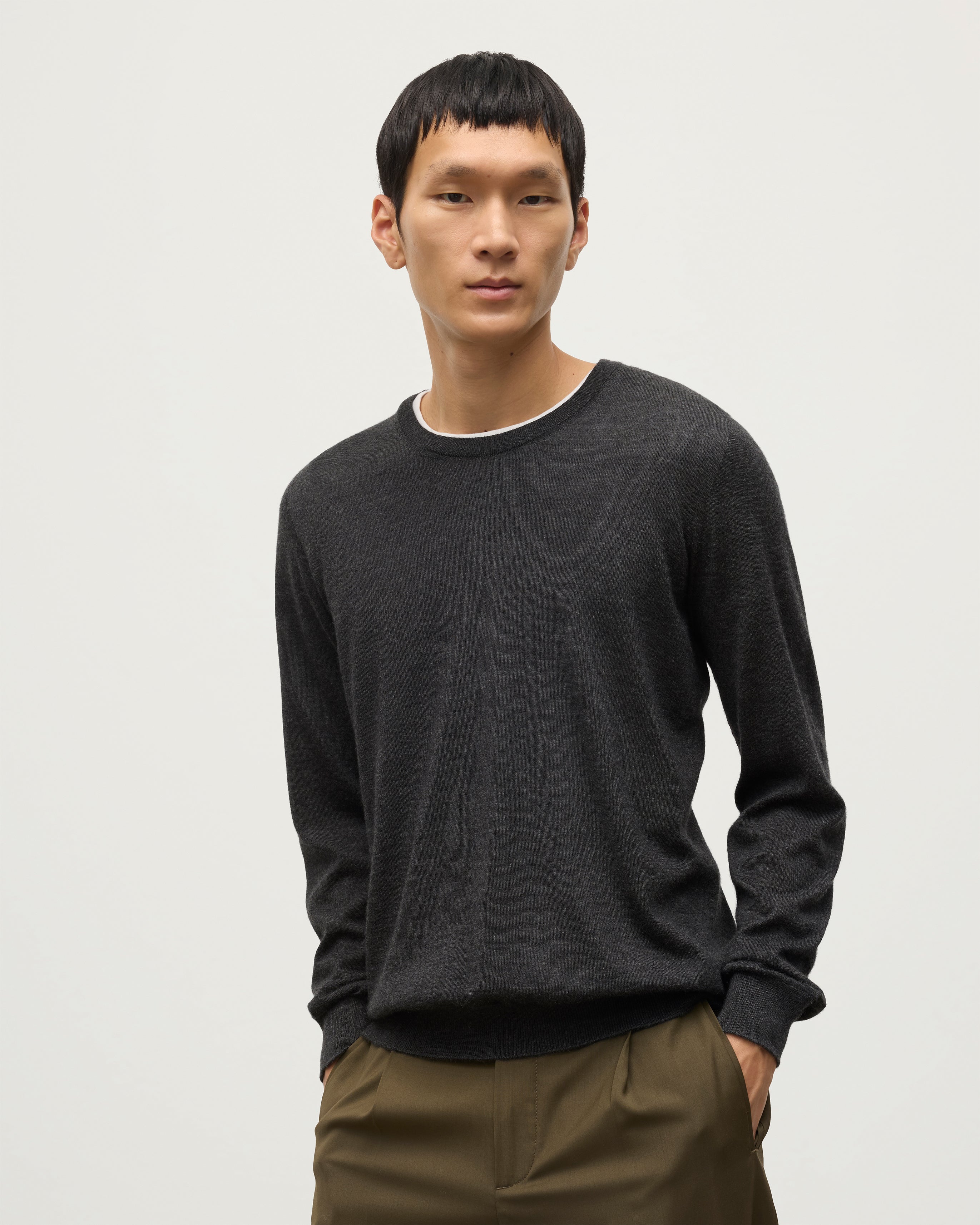 Fin Dark Grey Superfine Cashmere Jumper