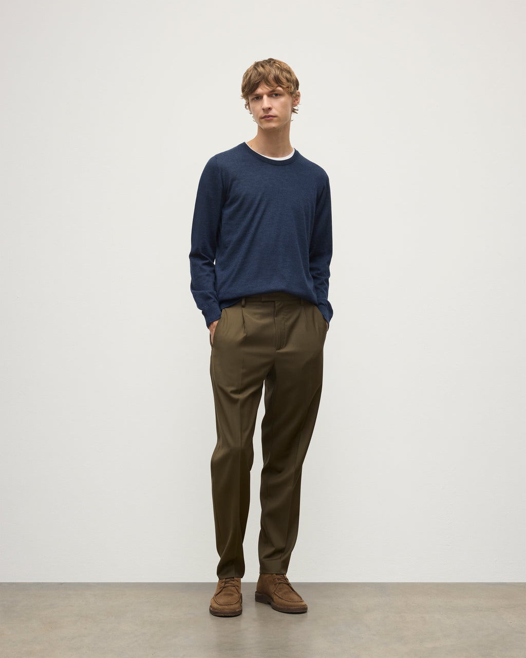 Fin Navy Superfine Cashmere Jumper