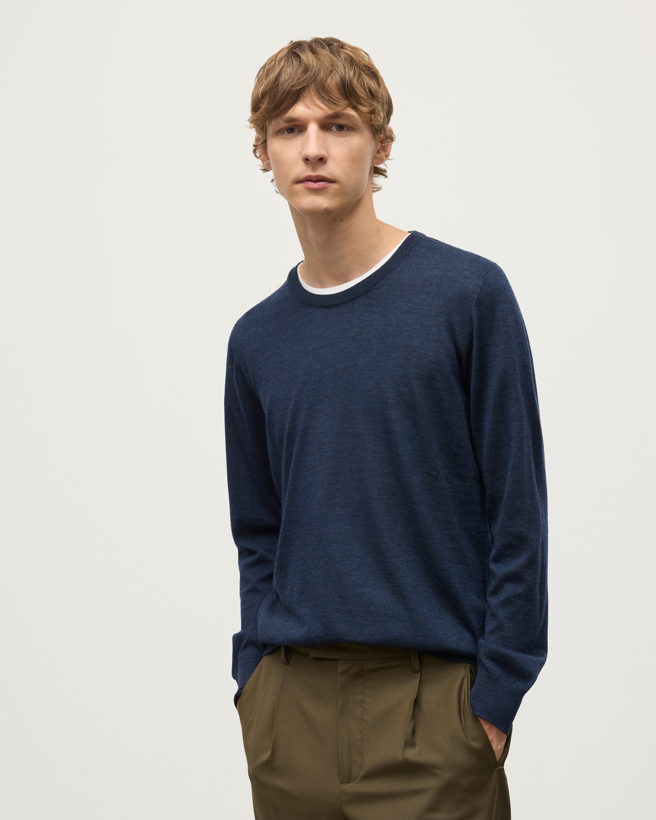Fin Navy Superfine Cashmere Jumper