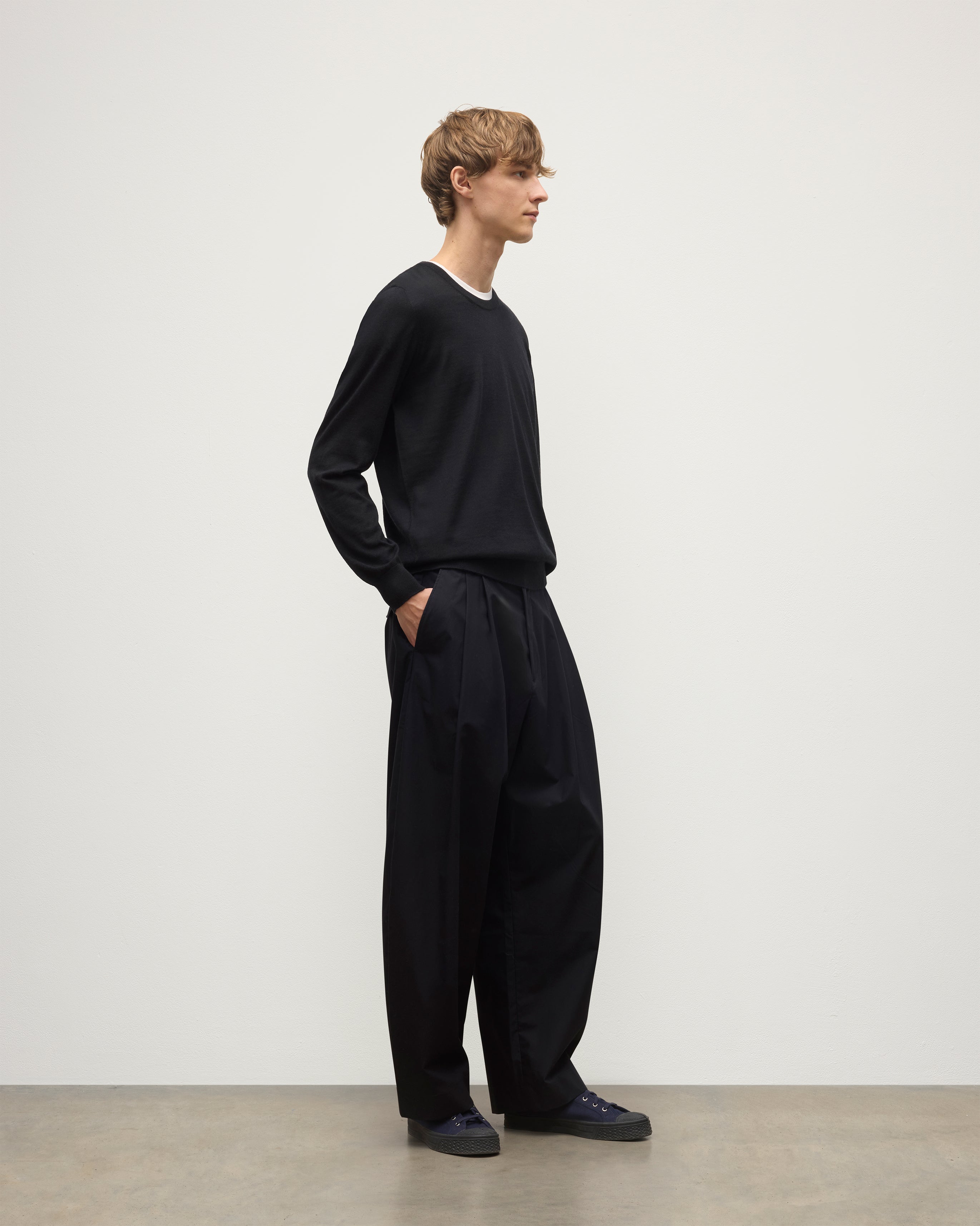 Fin Black Superfine Cashmere Jumper