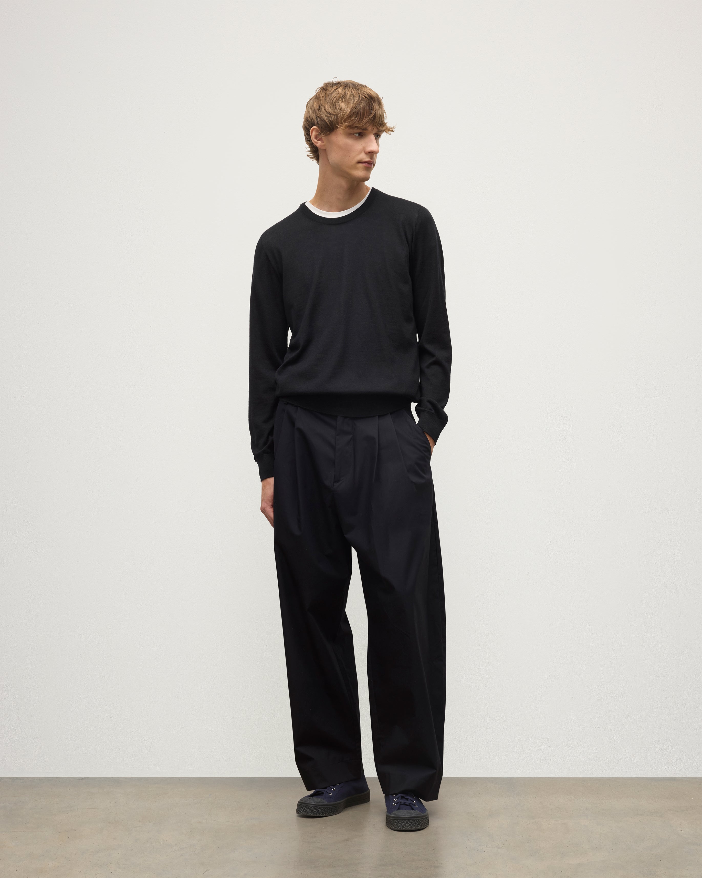 Fin Black Superfine Cashmere Jumper