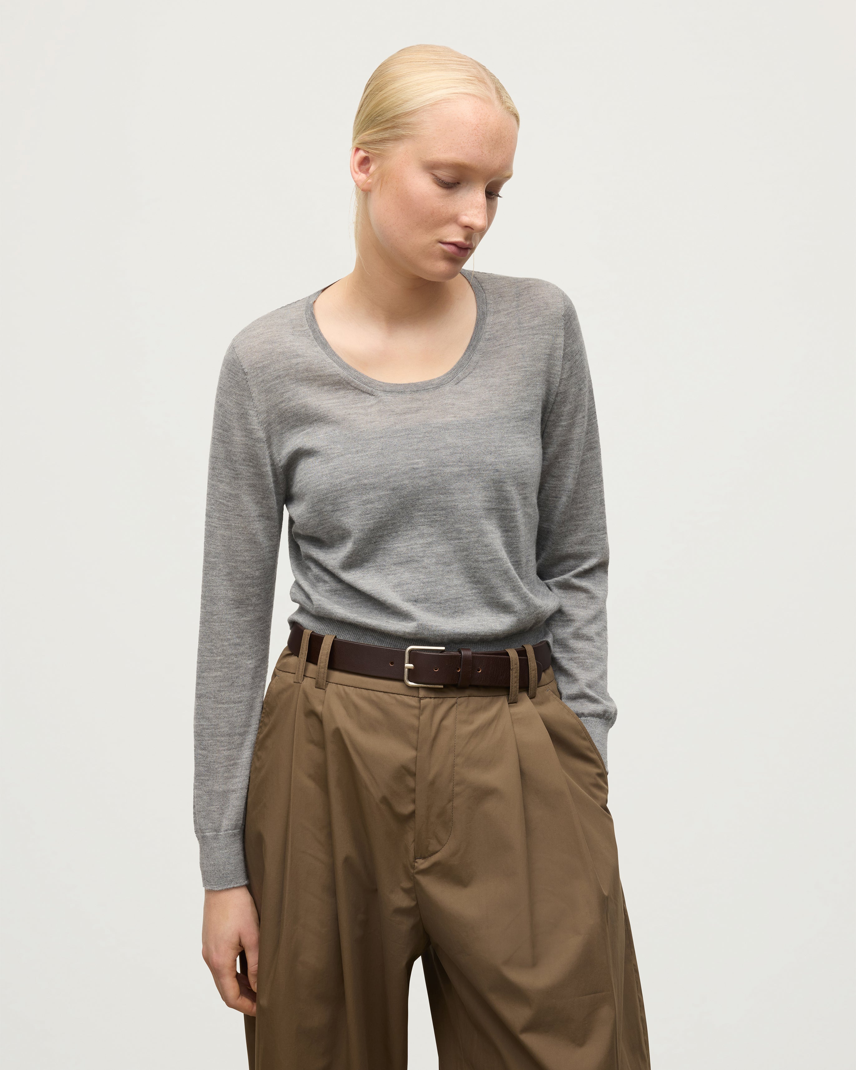 Ella Scoop Neck Superfine Cashmere Grey Jumper