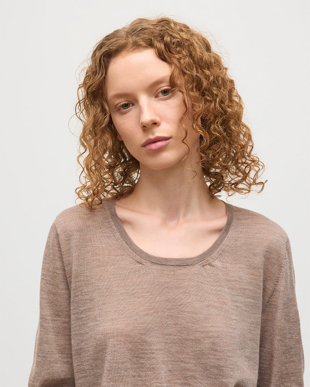 Ella Light Brown Superfine Cashmere Scoop Neck Jumper