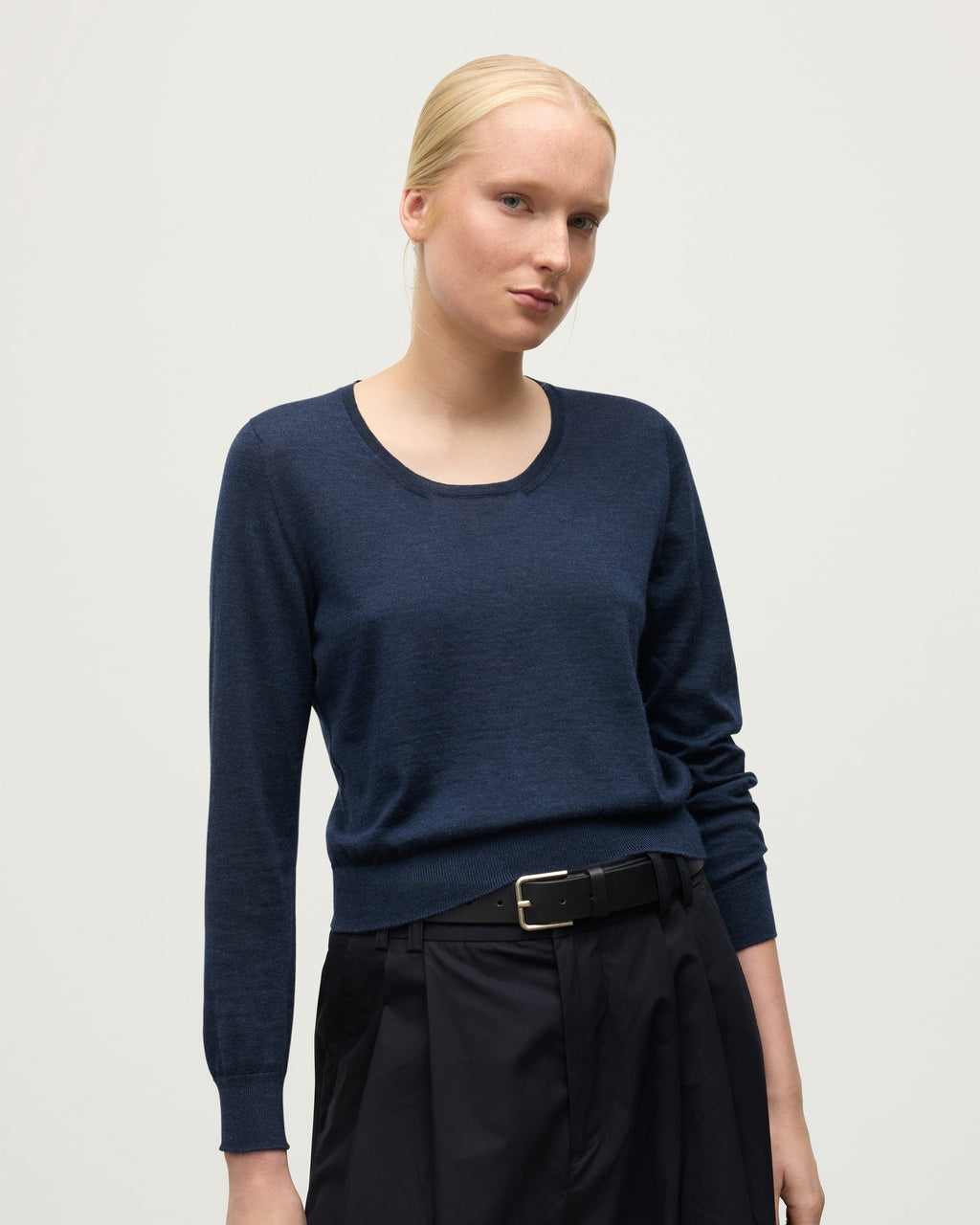 Ella Scoop Neck Superfine Cashmere Navy Jumper