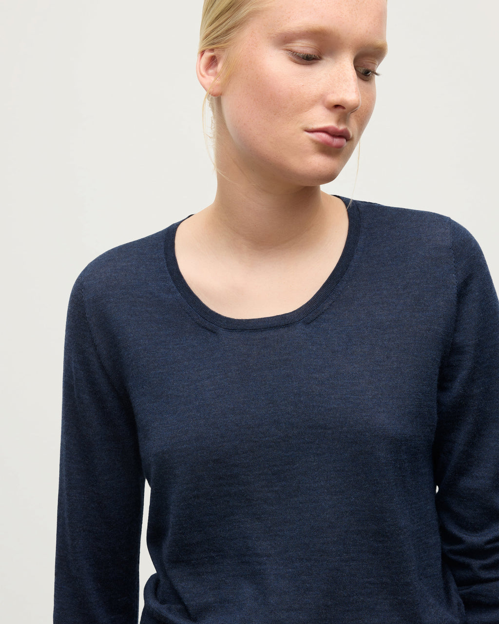 Ella Scoop Neck Superfine Cashmere Navy Jumper