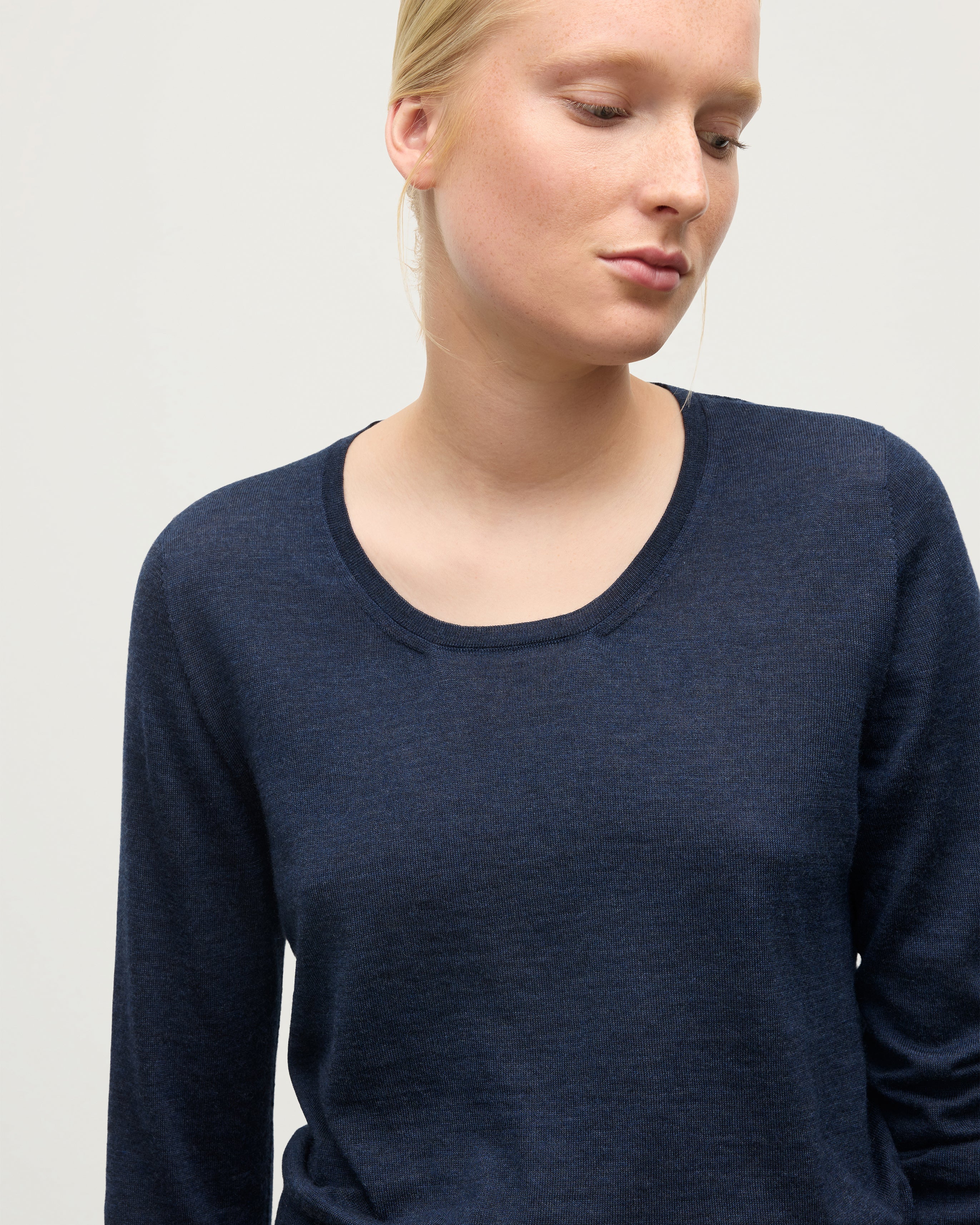 Ella Scoop Neck Superfine Cashmere Navy Jumper
