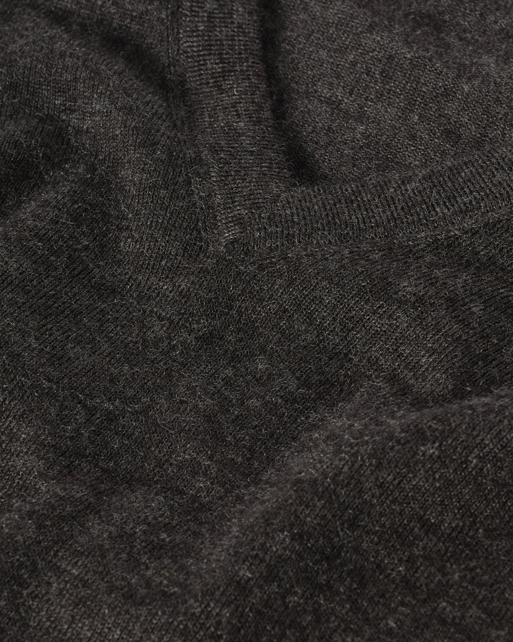 Fin Dark Grey V Neck Superfine Cashmere Jumper