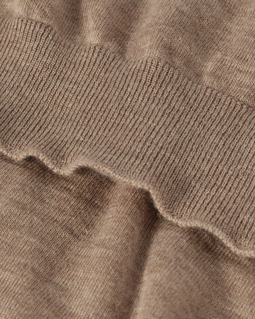 Fin Light Brown V Neck Superfine Cashmere Jumper