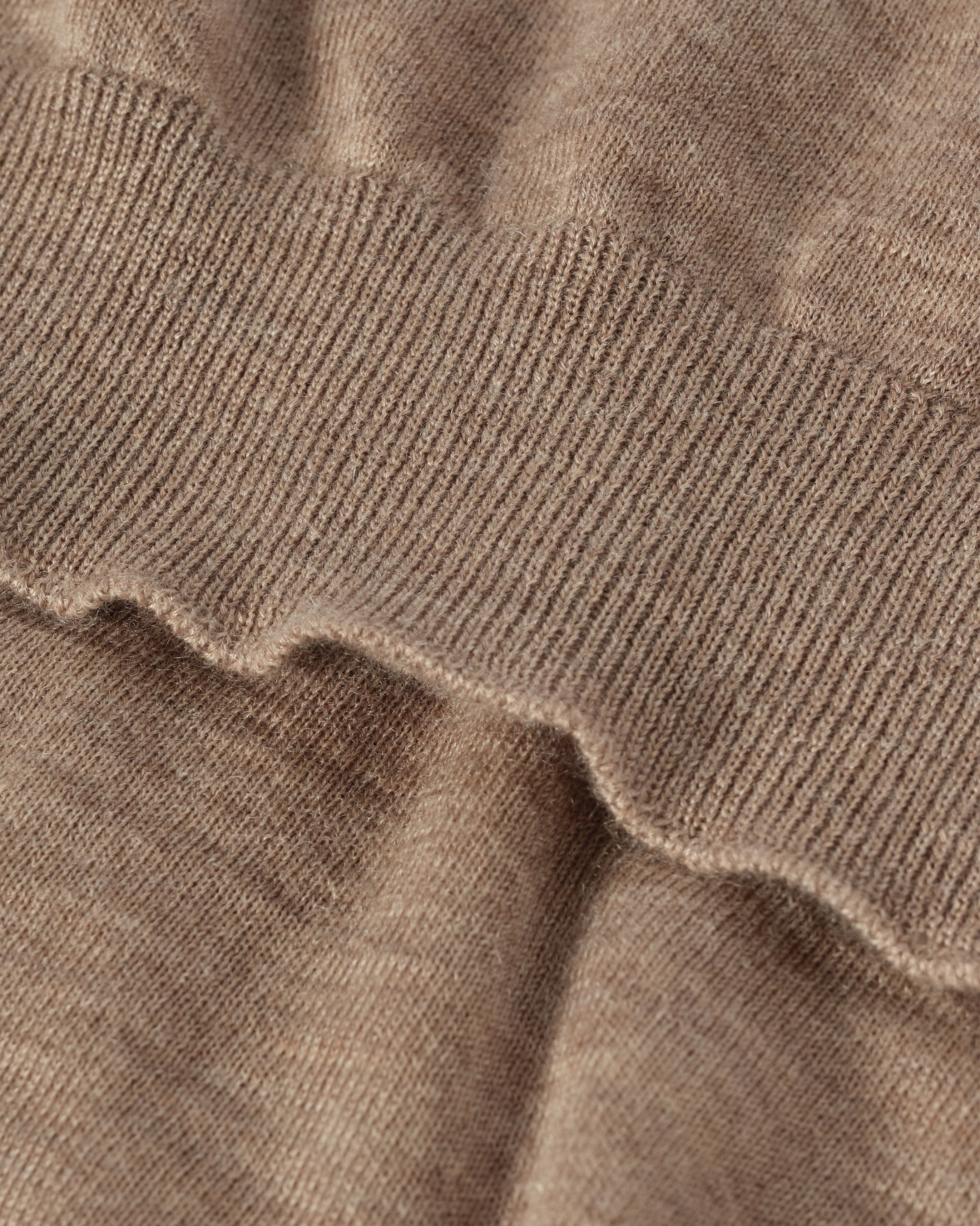 Fin Light Brown V Neck Superfine Cashmere Jumper