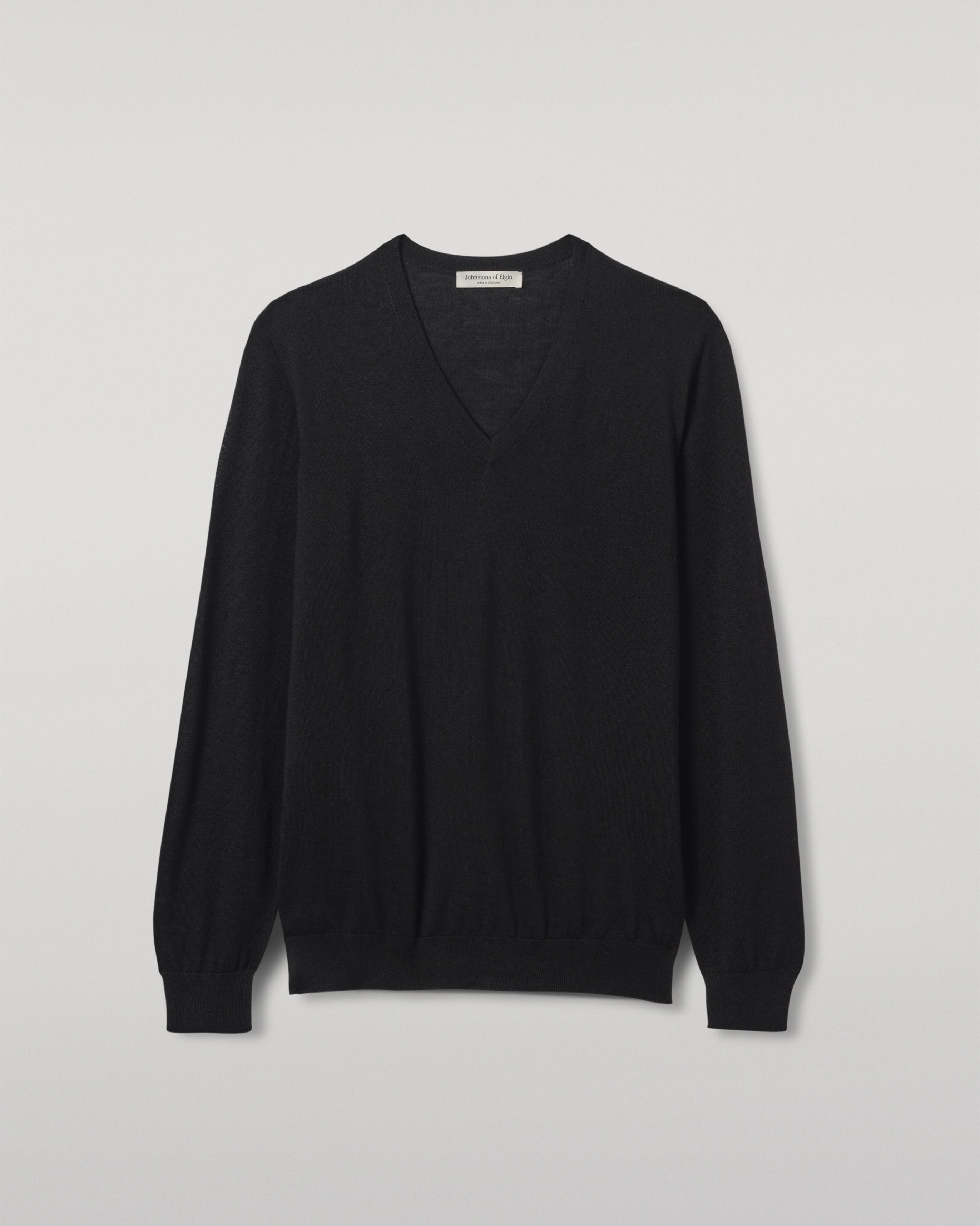 Fin Black V Neck Superfine Cashmere Jumper