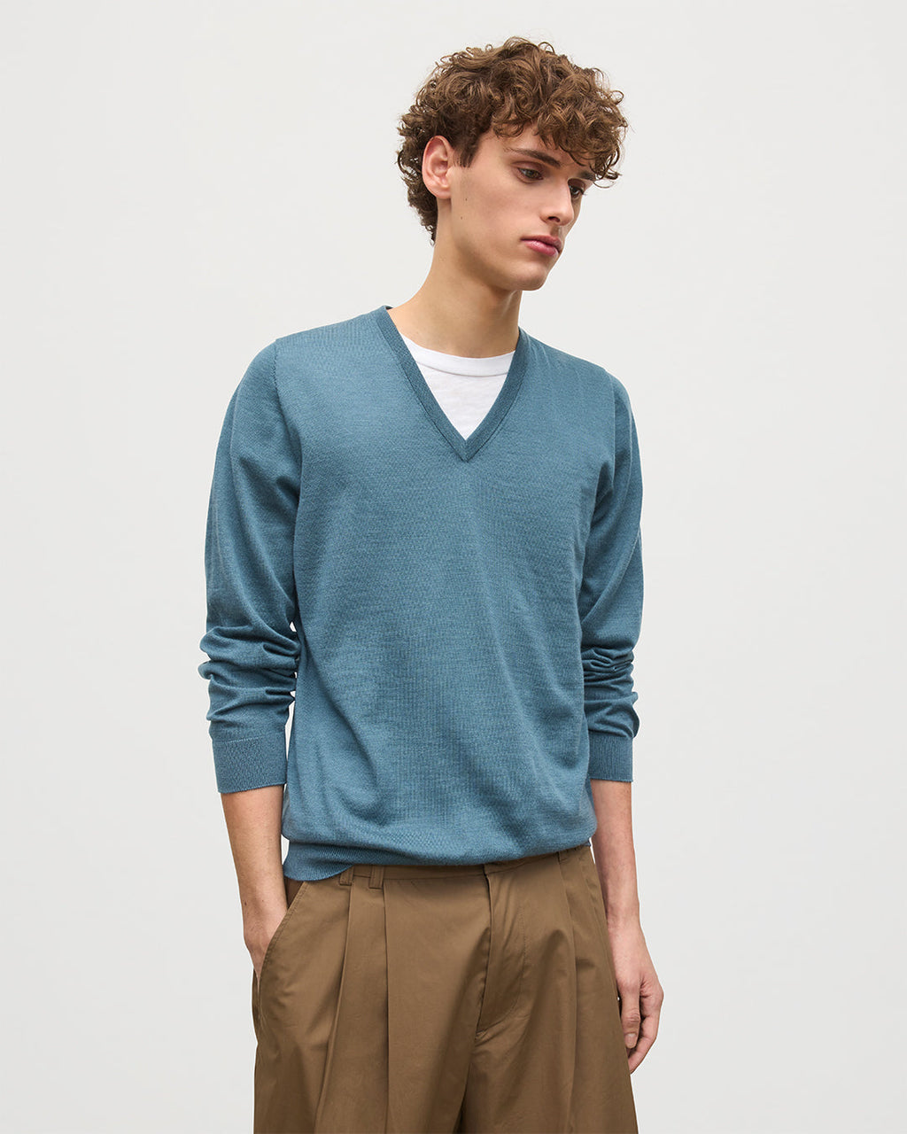 Fin Blue V Neck Superfine Cashmere Jumper