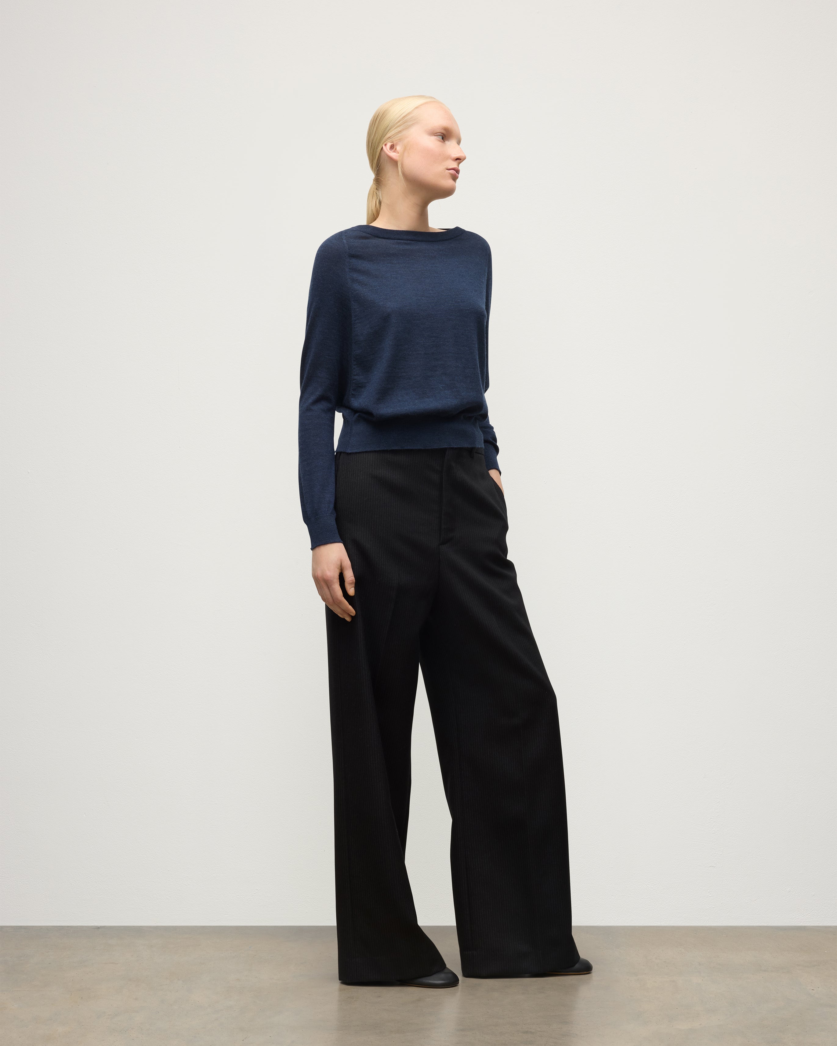 Finola Navy Superfine Cashmere Jumper