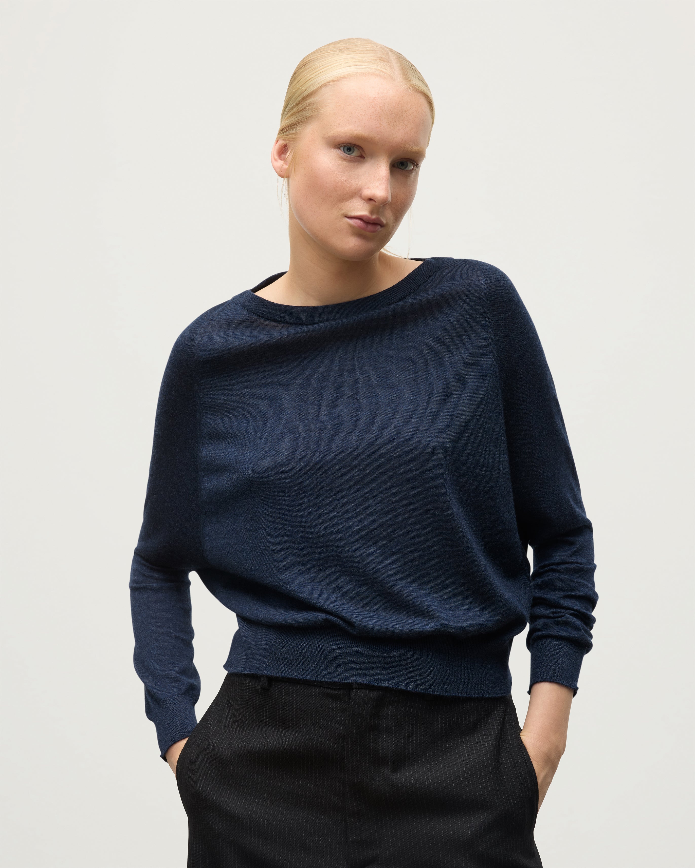 Finola Navy Superfine Cashmere Jumper