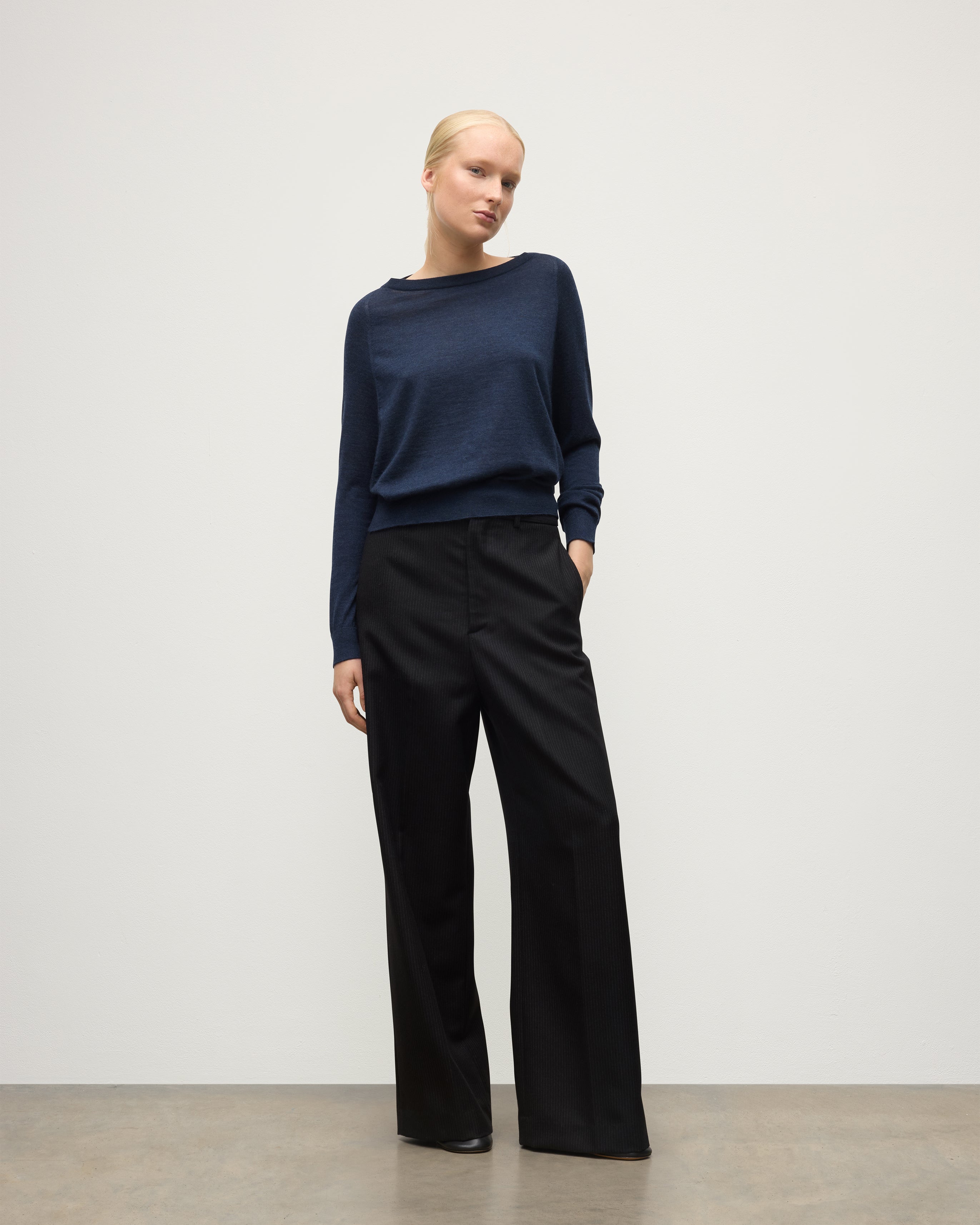 Finola Navy Superfine Cashmere Jumper