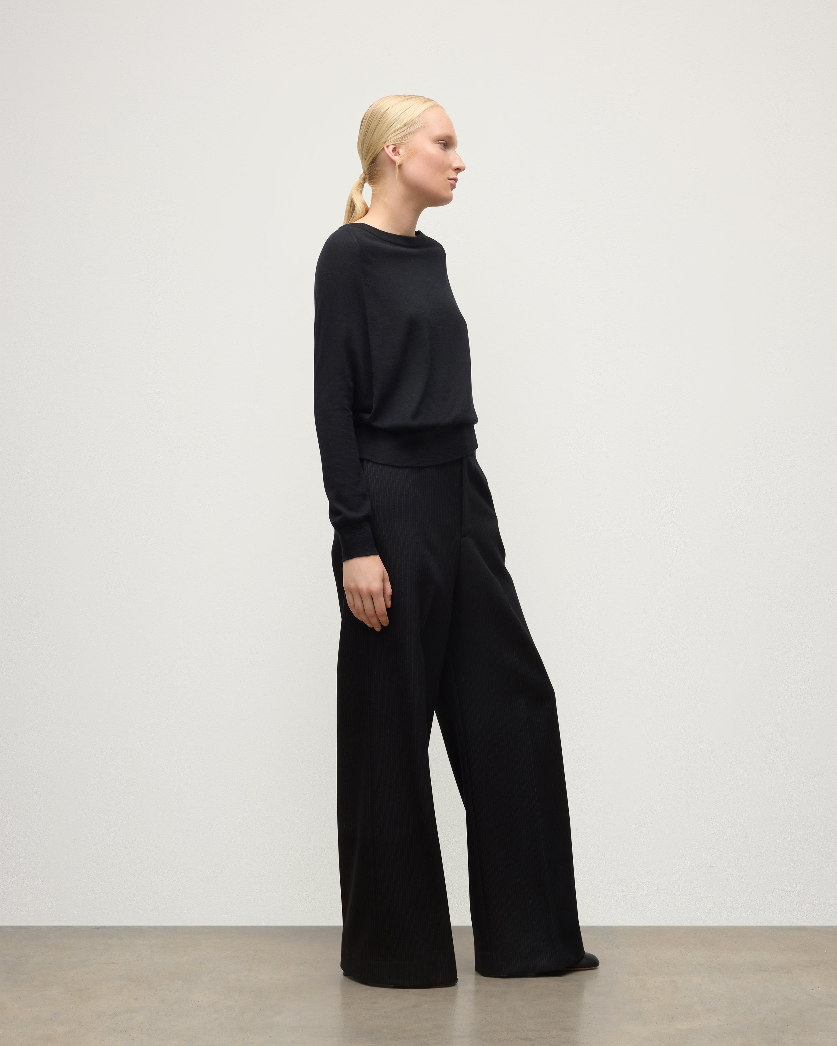 Finola Black Superfine Cashmere Jumper