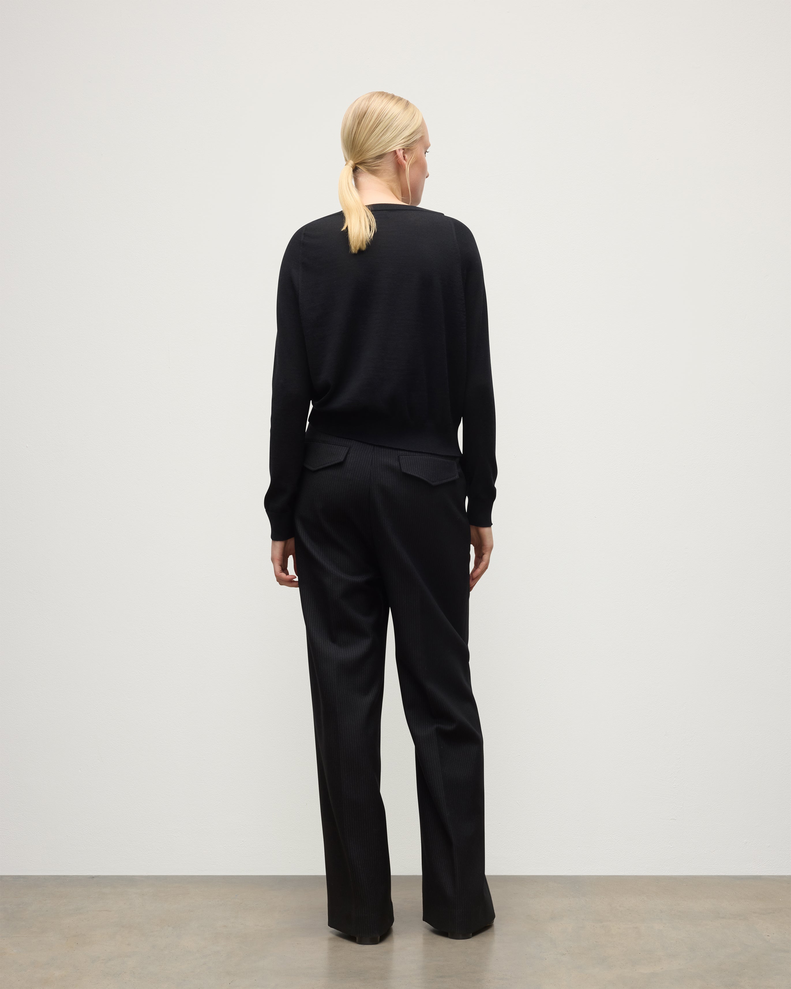 Finola Black Superfine Cashmere Jumper
