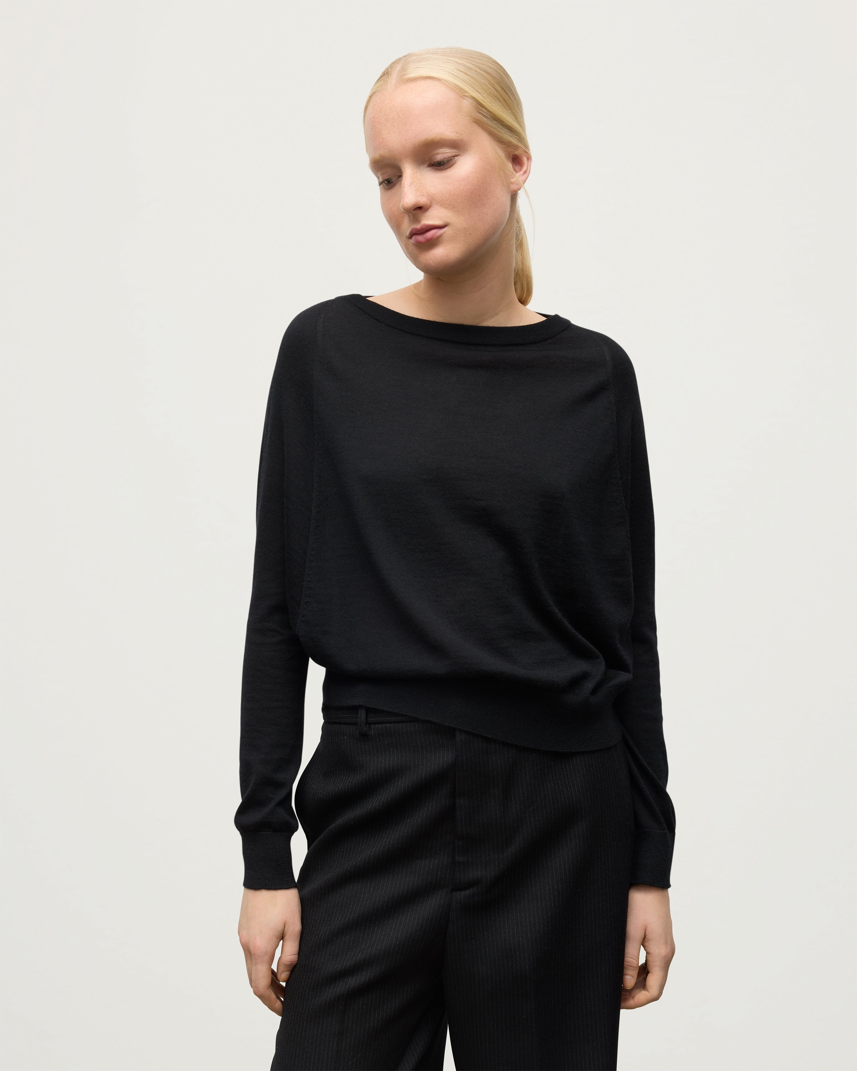 Finola Black Superfine Cashmere Jumper