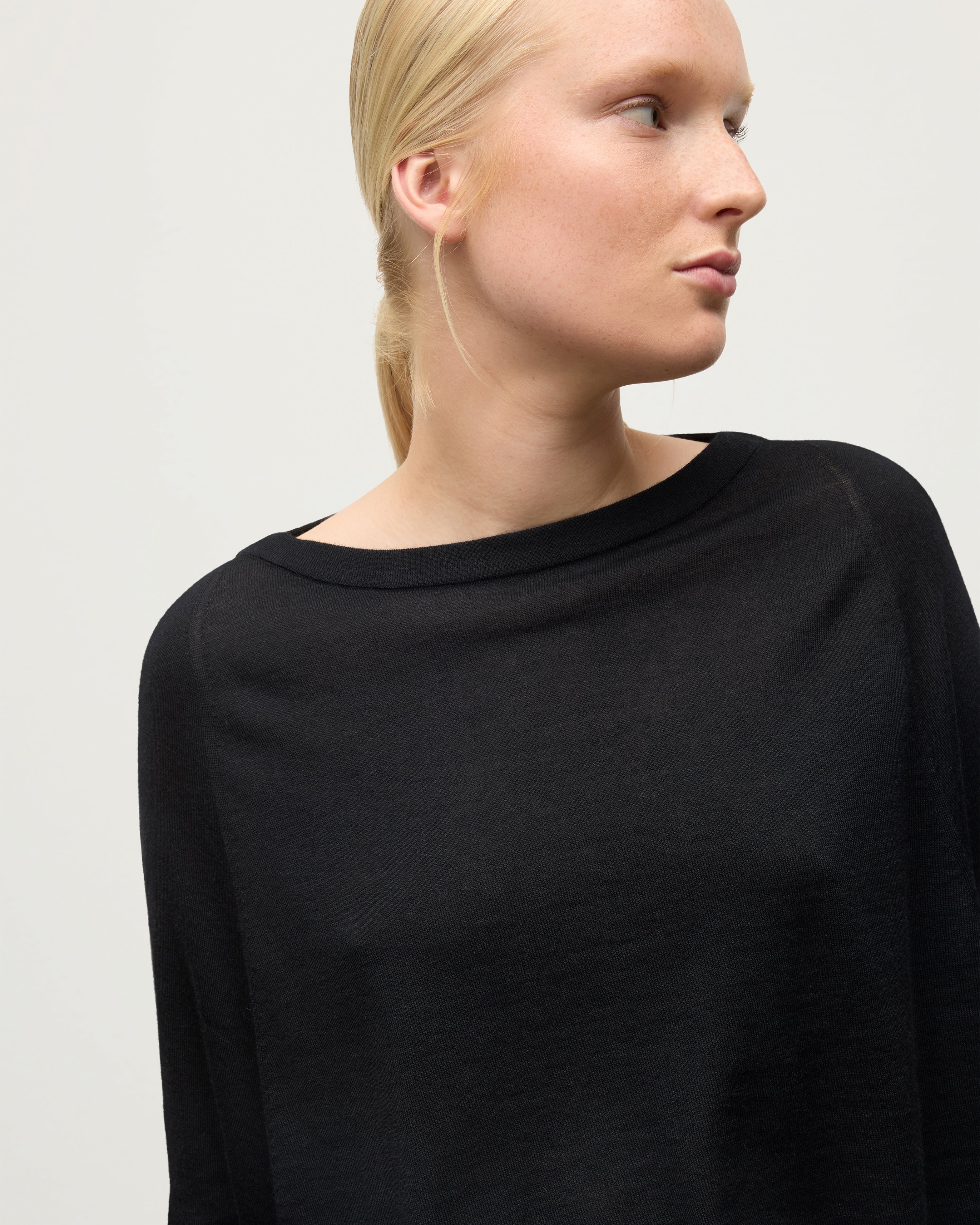 Finola Black Superfine Cashmere Jumper