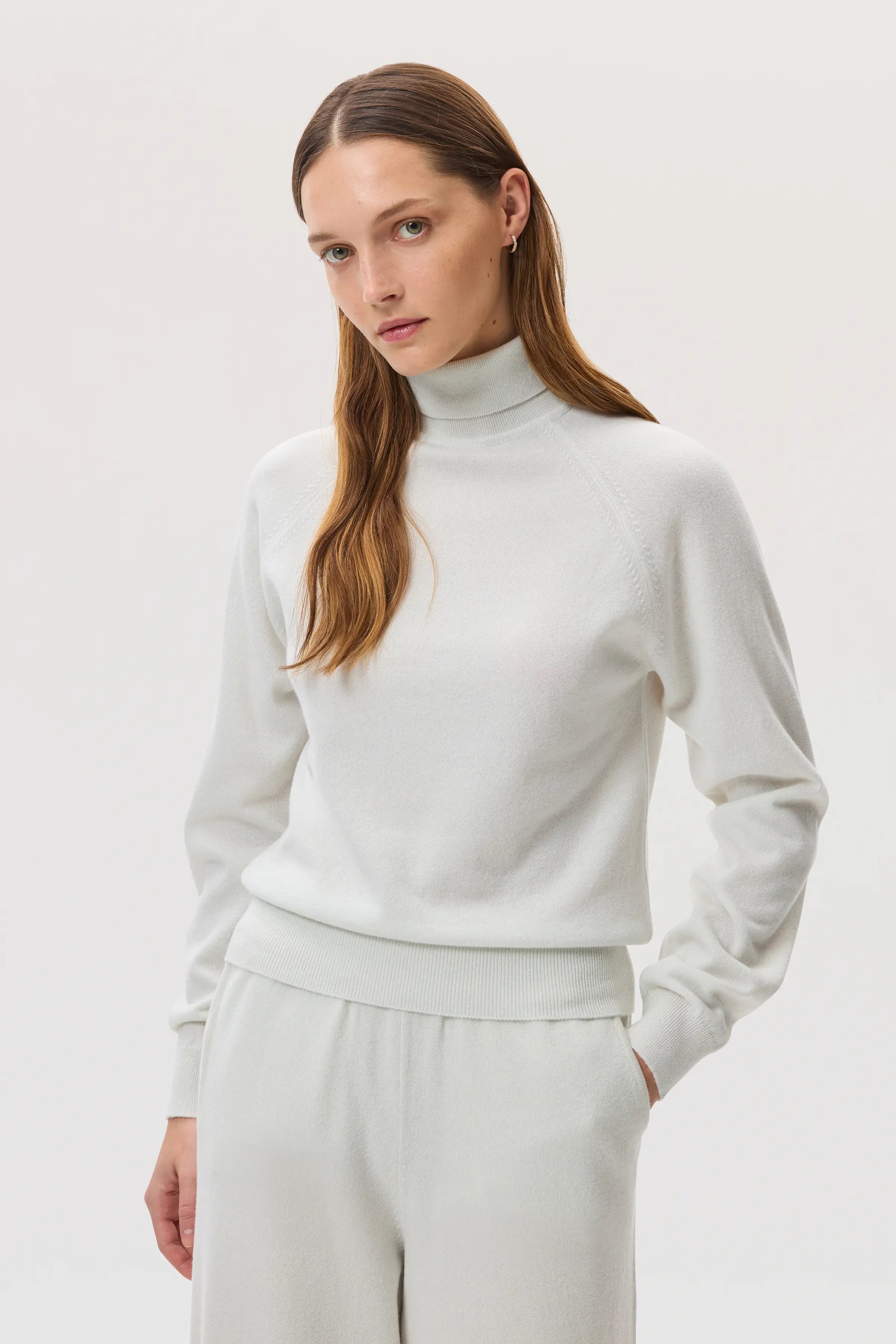 Cashmere White Roll Neck Jumper