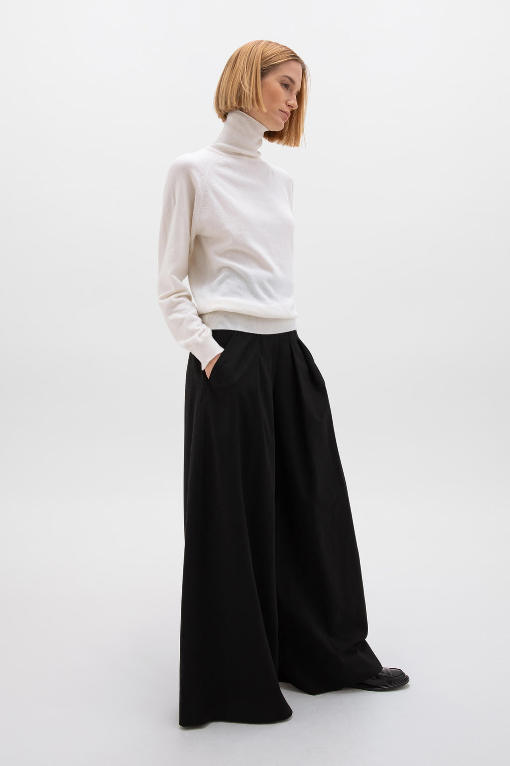 Classic Cashmere Roll Neck White Jumper
